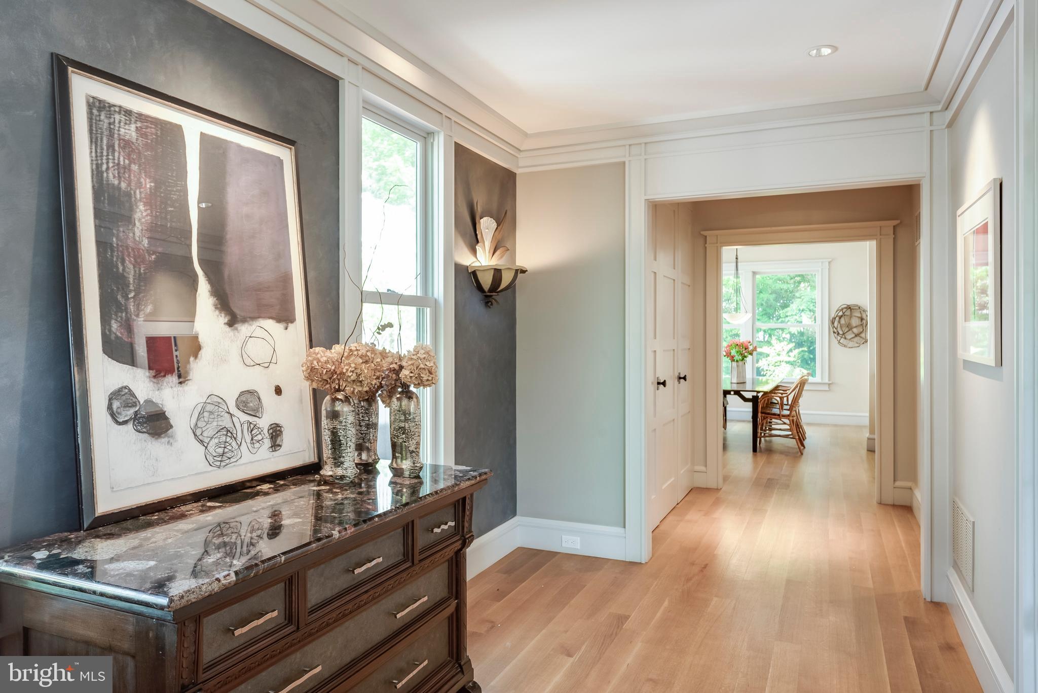 MURRAY HILL - Residential