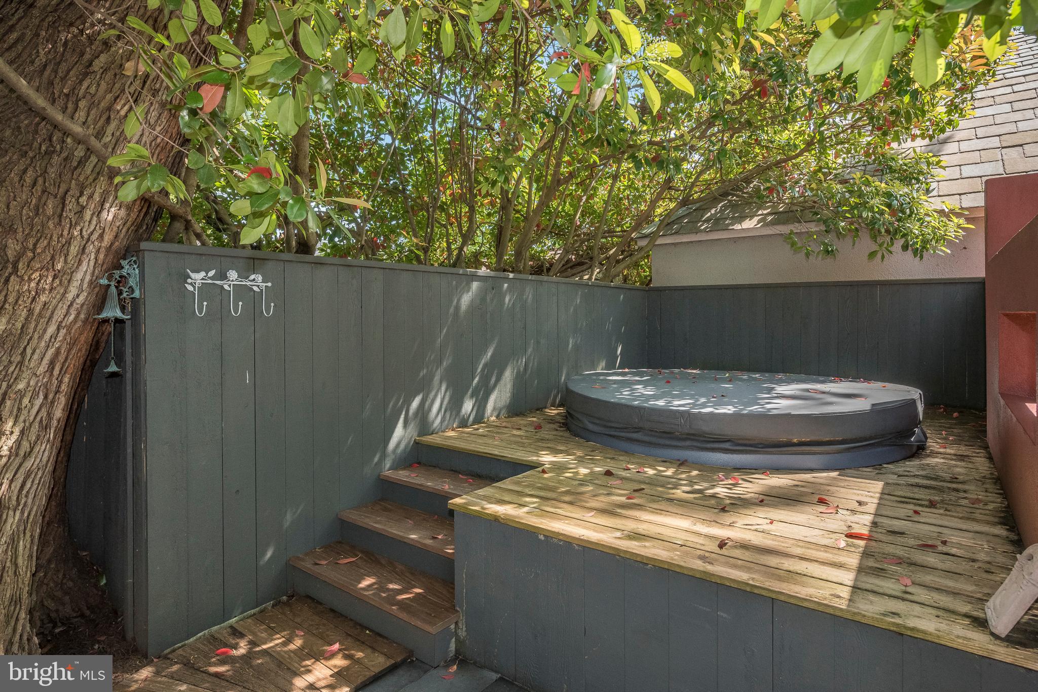 MURRAY HILL - Residential