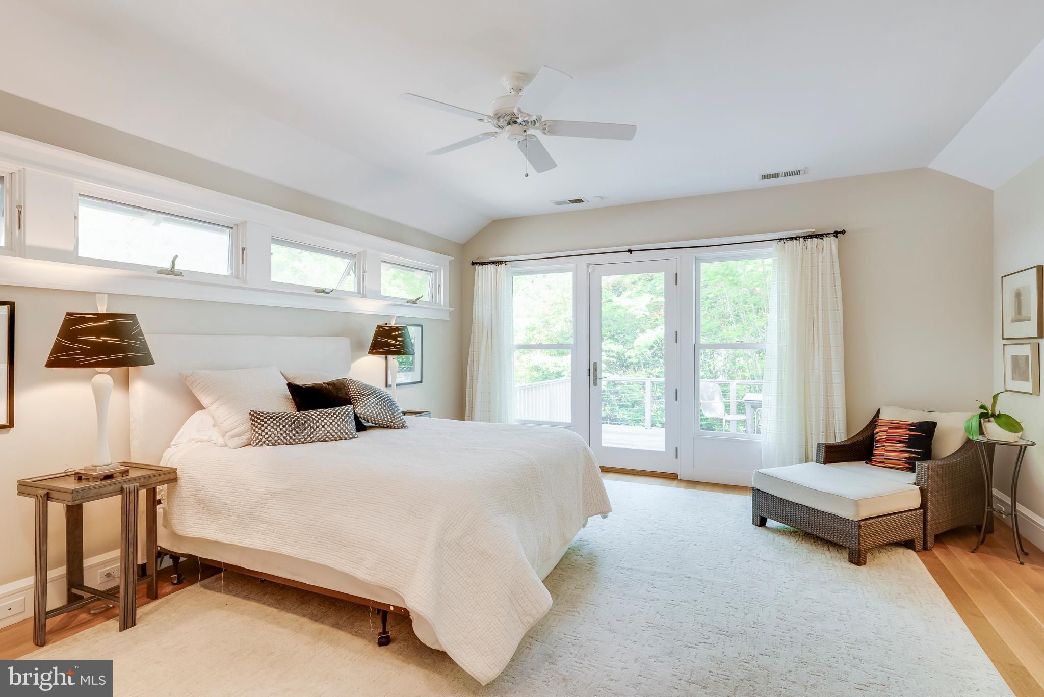 MURRAY HILL - Residential