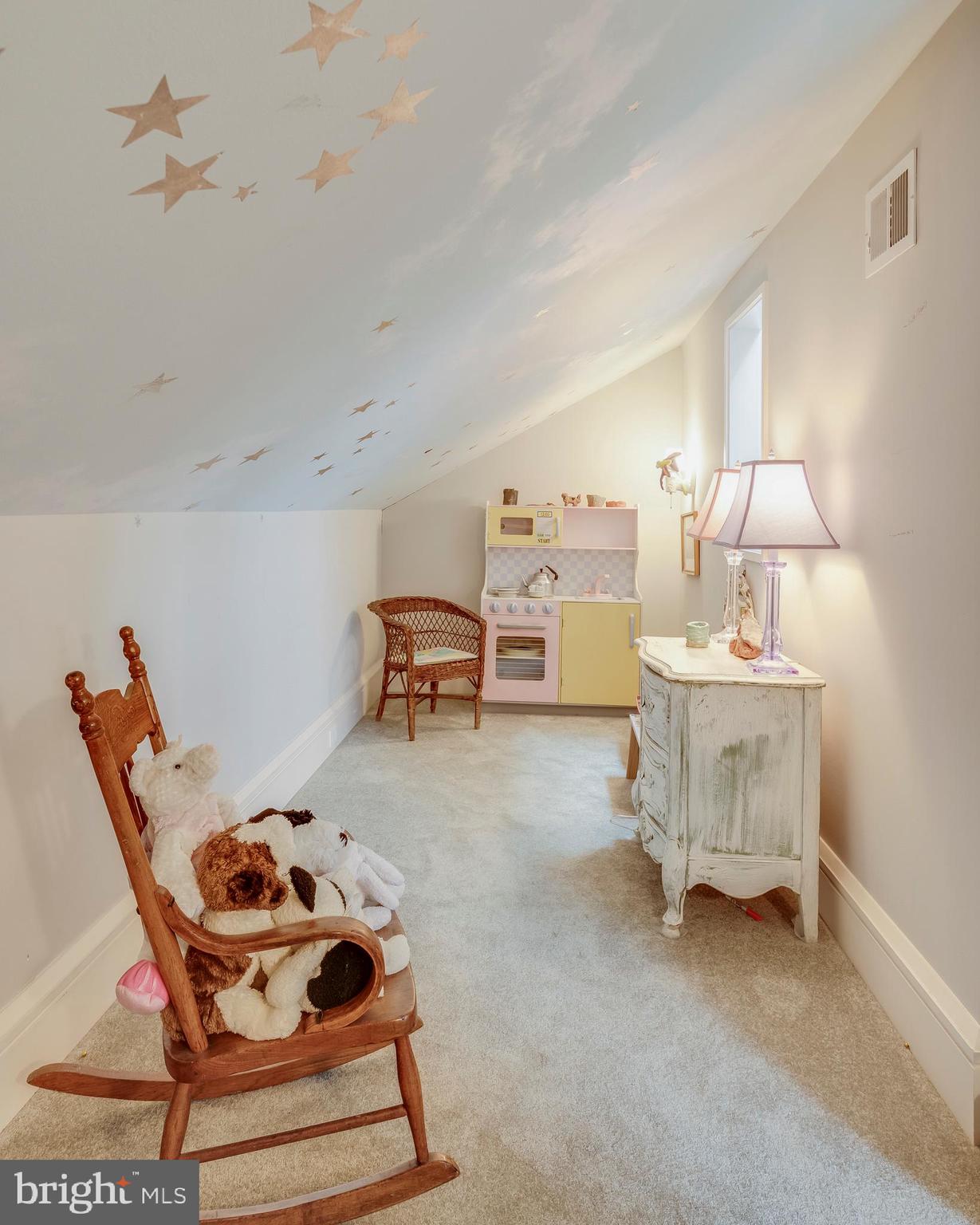 MURRAY HILL - Residential