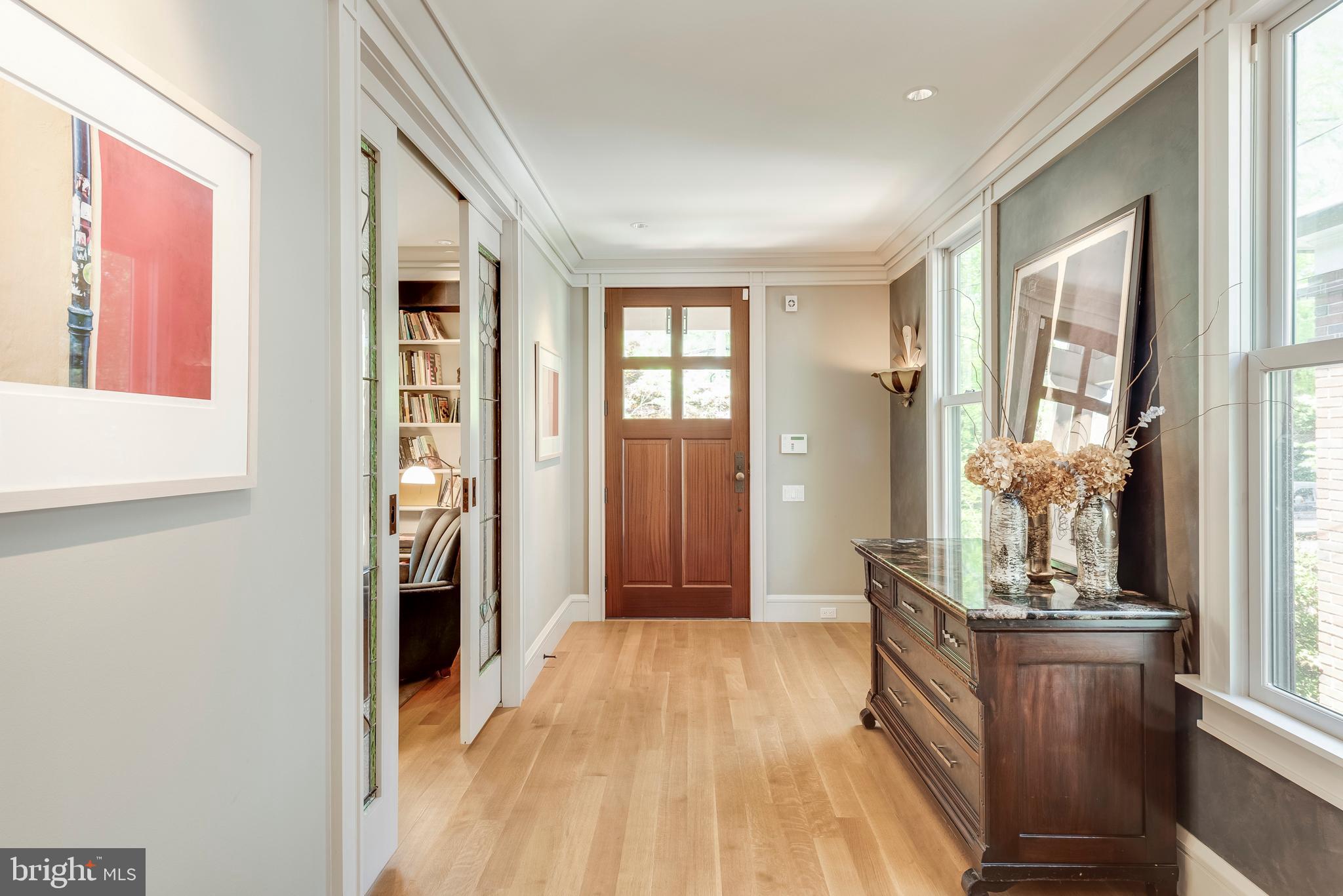 MURRAY HILL - Residential