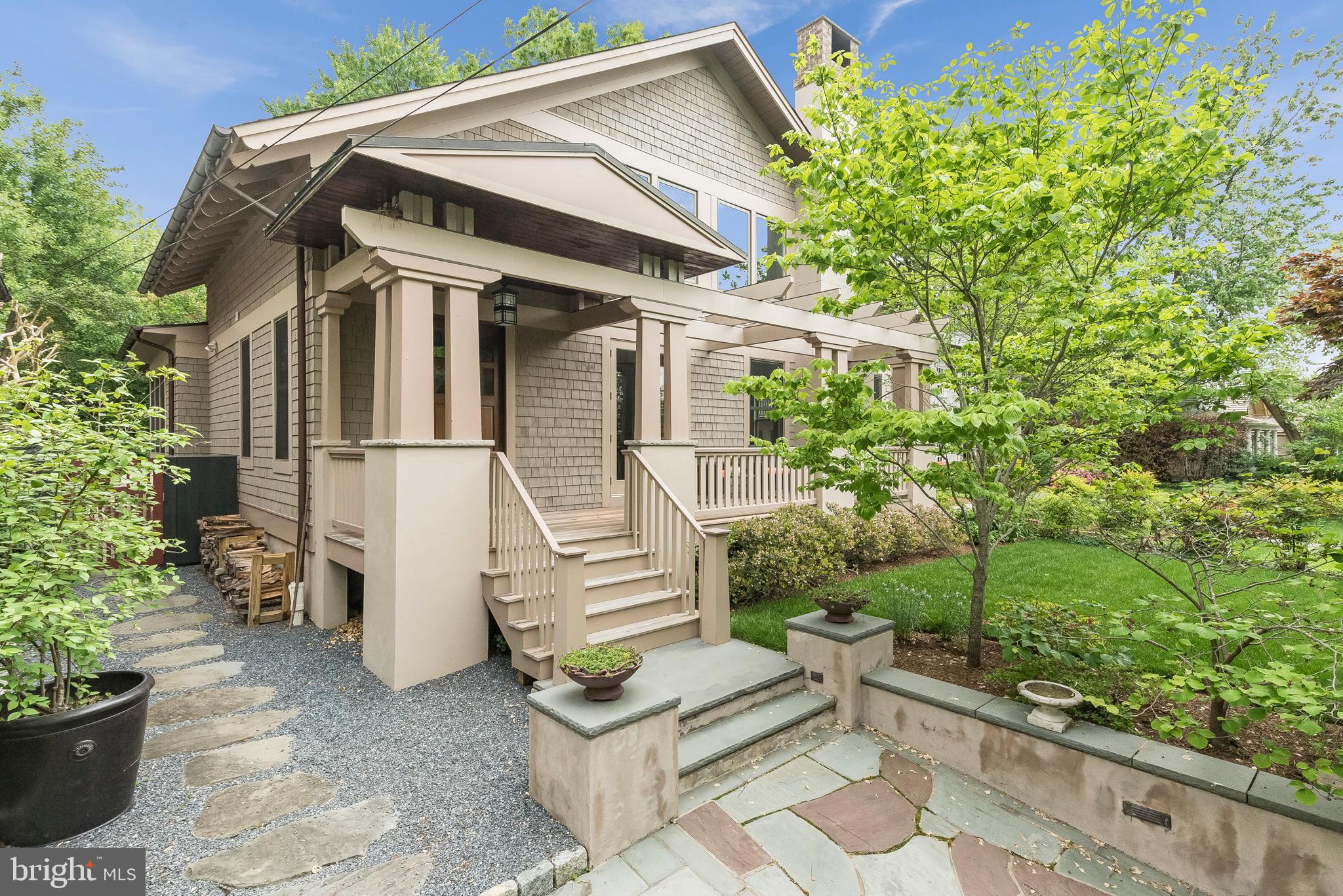 MURRAY HILL - Residential