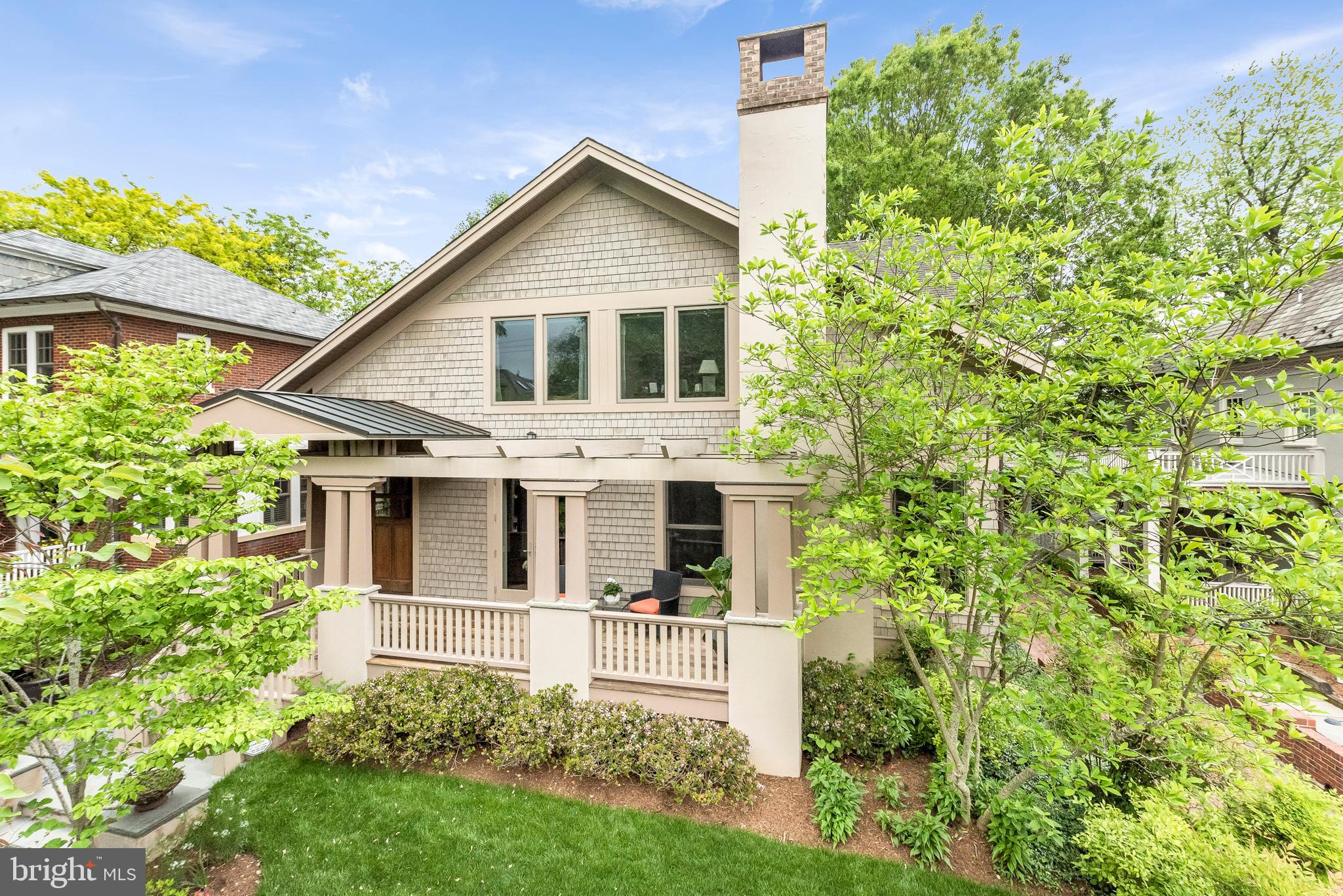 MURRAY HILL - Residential