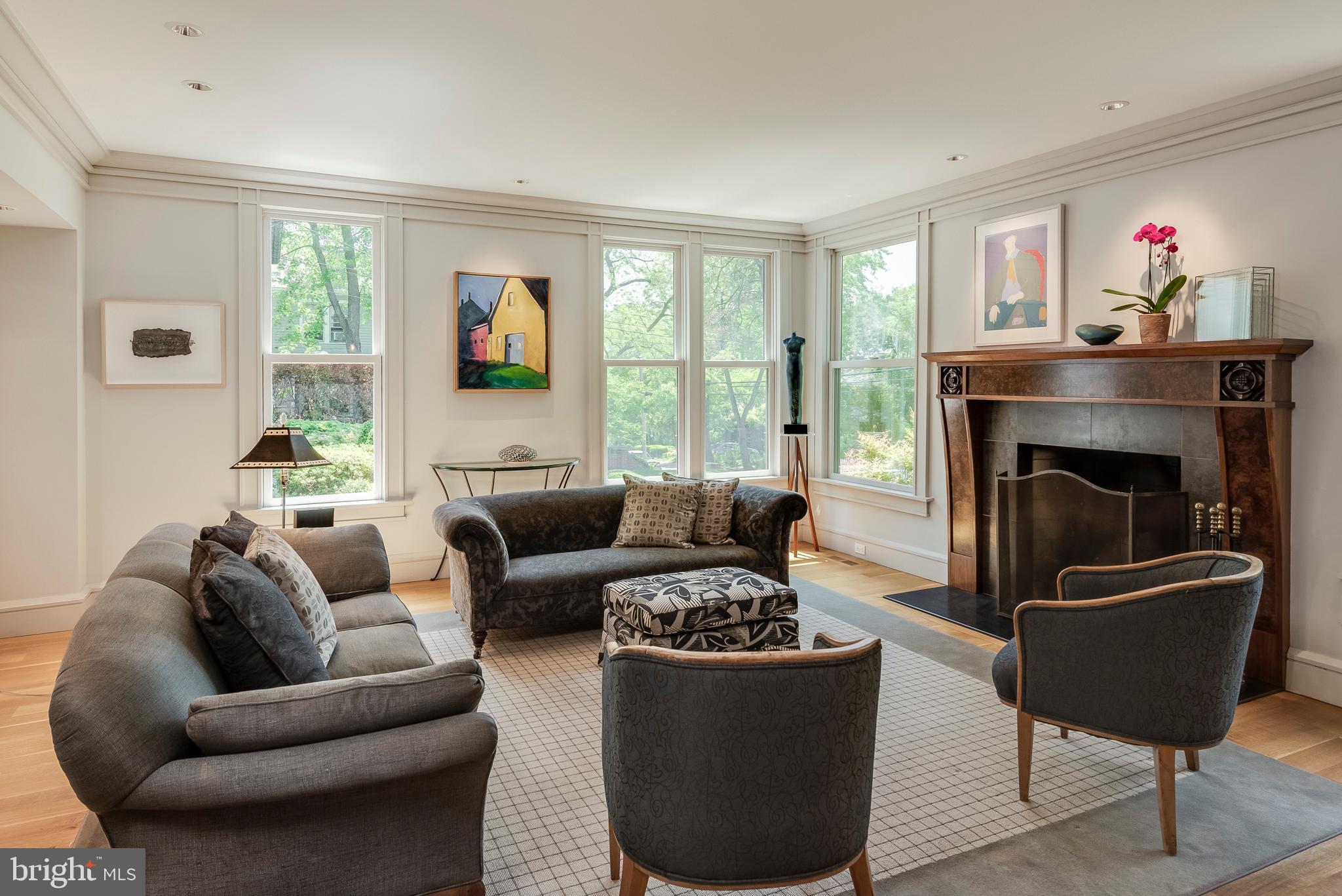 MURRAY HILL - Residential