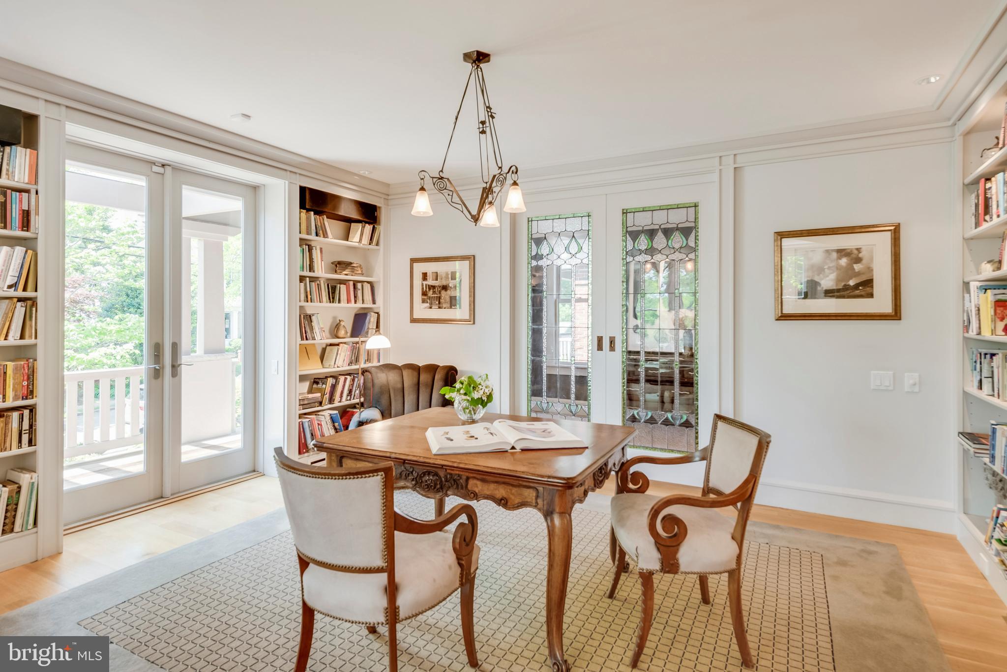 MURRAY HILL - Residential