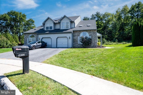 Photo of 1422 Hillpoint Circle, READING, PA 19608 (MLS # PABK2078296)