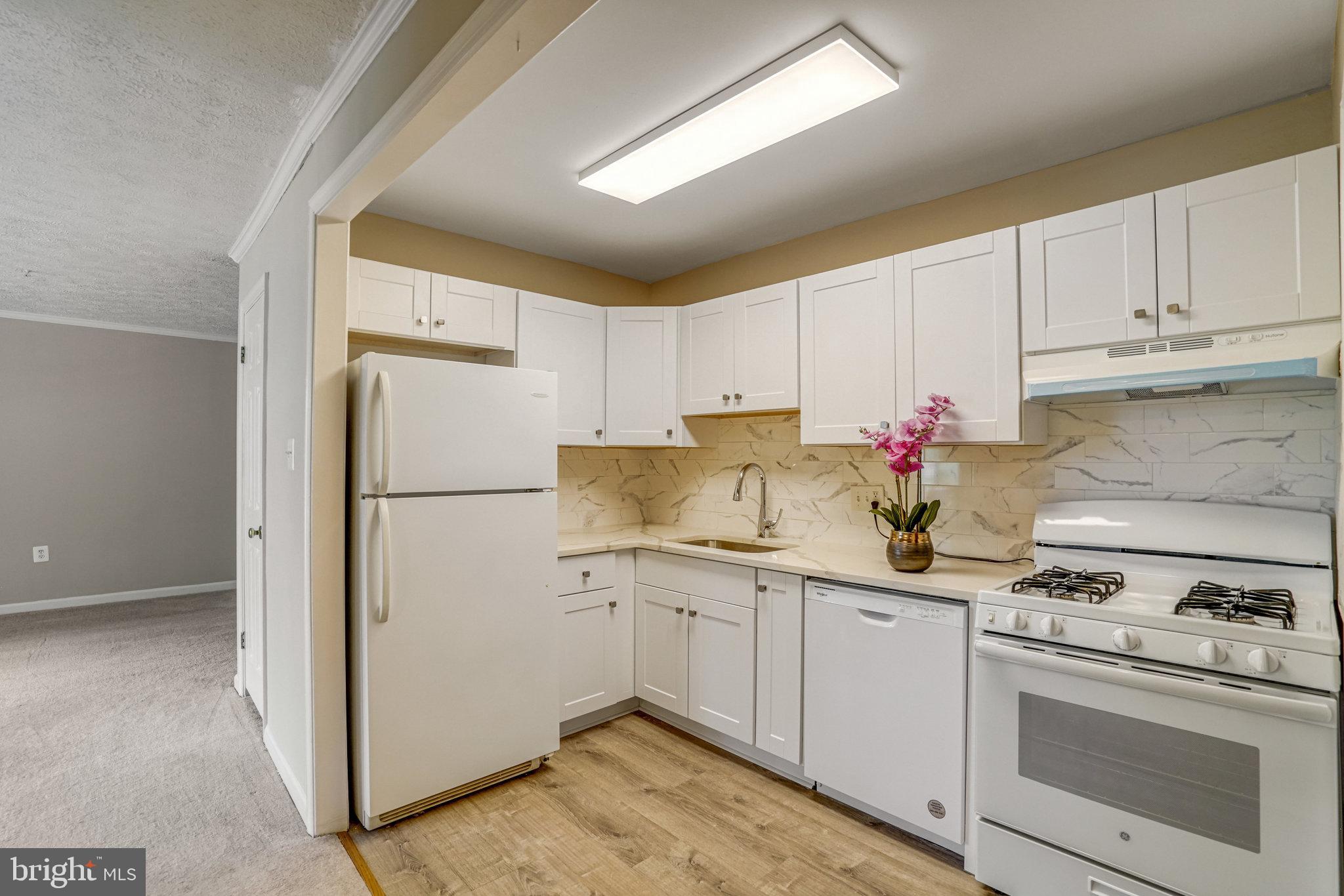 TIMBERLANE VILLAGE GARDEN CONDOMINIUMS - Residential