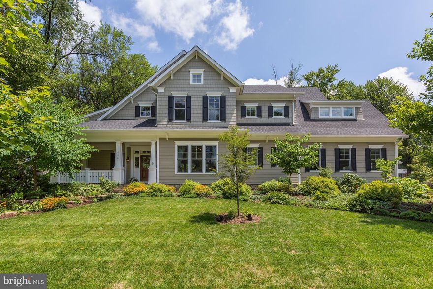 MAGAZINE MATERIAL HOME BUILT IN 2014 BY WEATHERBURNE HOMES, HALF ACRE LOT, TYSONS SIDE OF VIENNA, HW FLOORS ON ALL LEVELS, SPACIOUS MASTER SUITE, 4 BEDROOMS UP + 5TH BEDROOM ON LOWER LEVEL, HIGH CEILINGS ON ALL LEVELS, GOURMET KITCHEN, GREAT LIGHT, 2 CAR ATTACHED GARAGE, ADDITIONAL 2 CAR GARAGE WITH BONUS ROOM ABOVE. LARGE FLAT BACK YARD!  IN MLS WITH NEW PICTURES 7-27!