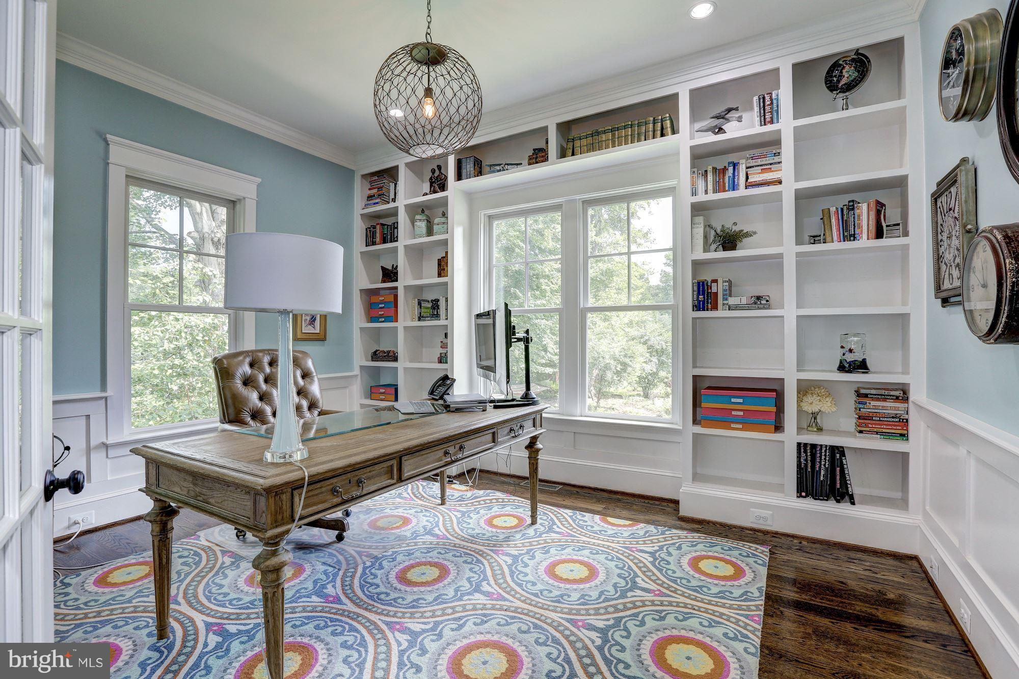 WESTBRIAR COUNTRY CLUB MANOR - Residential