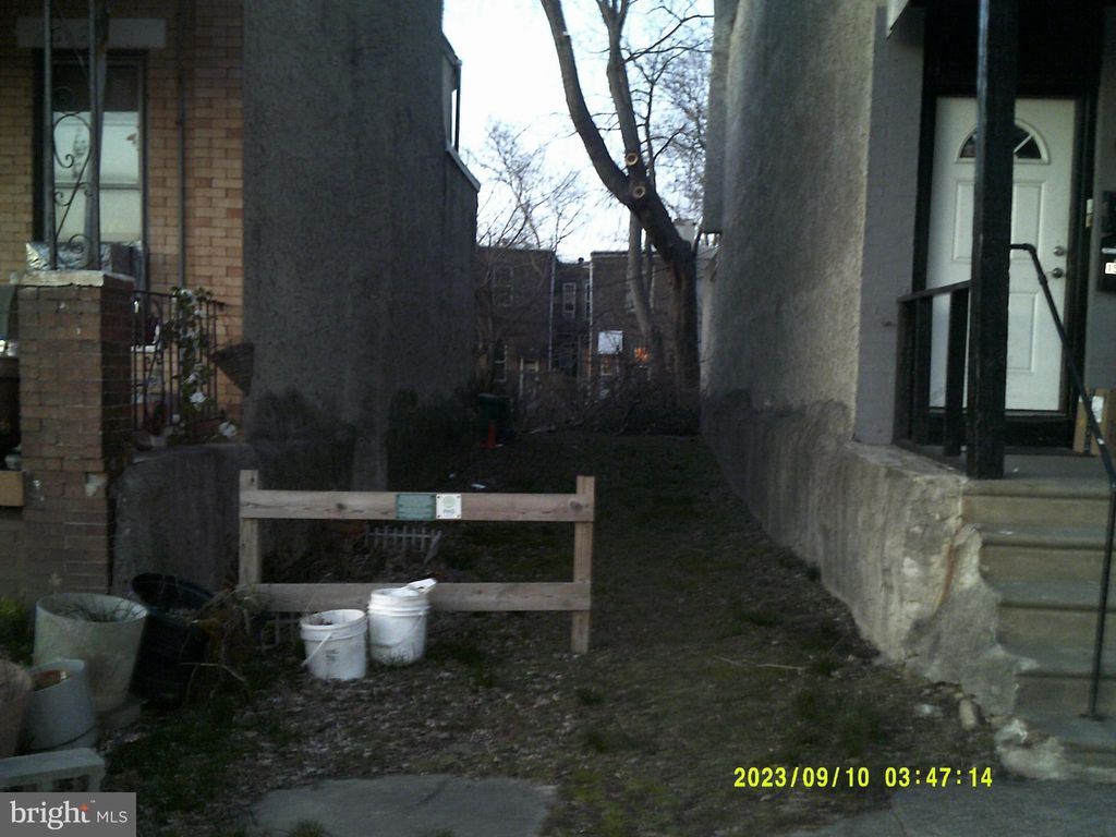 Photo of 1529 W Cayuga Street, Philadelphia, PA 19140 (MLS # PAPH2238414)