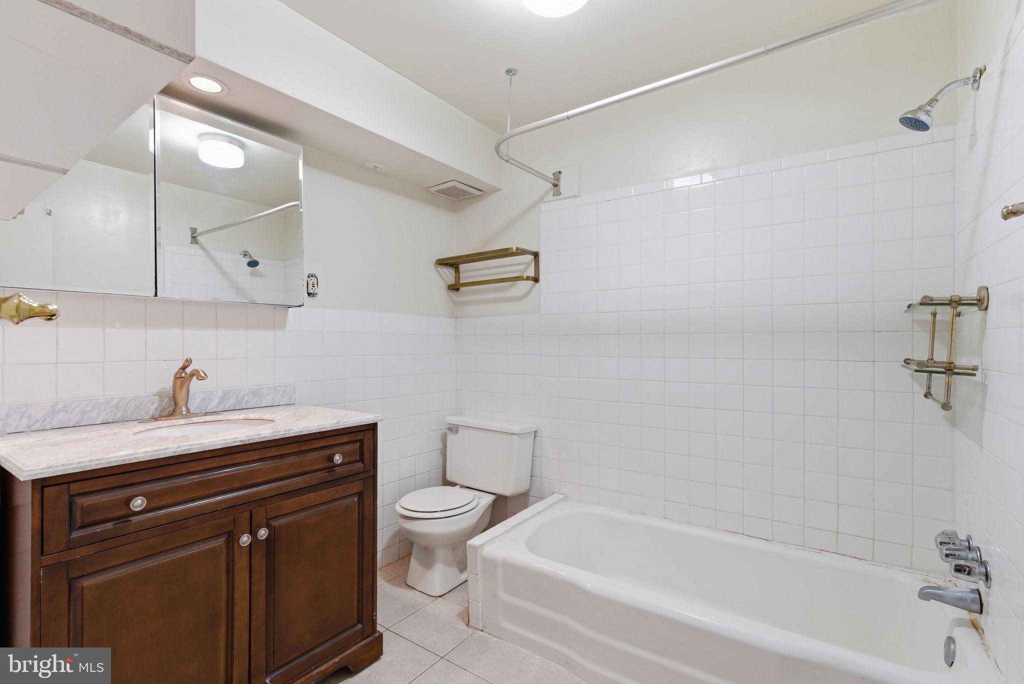 GRADUATE HOSPITAL - Residential