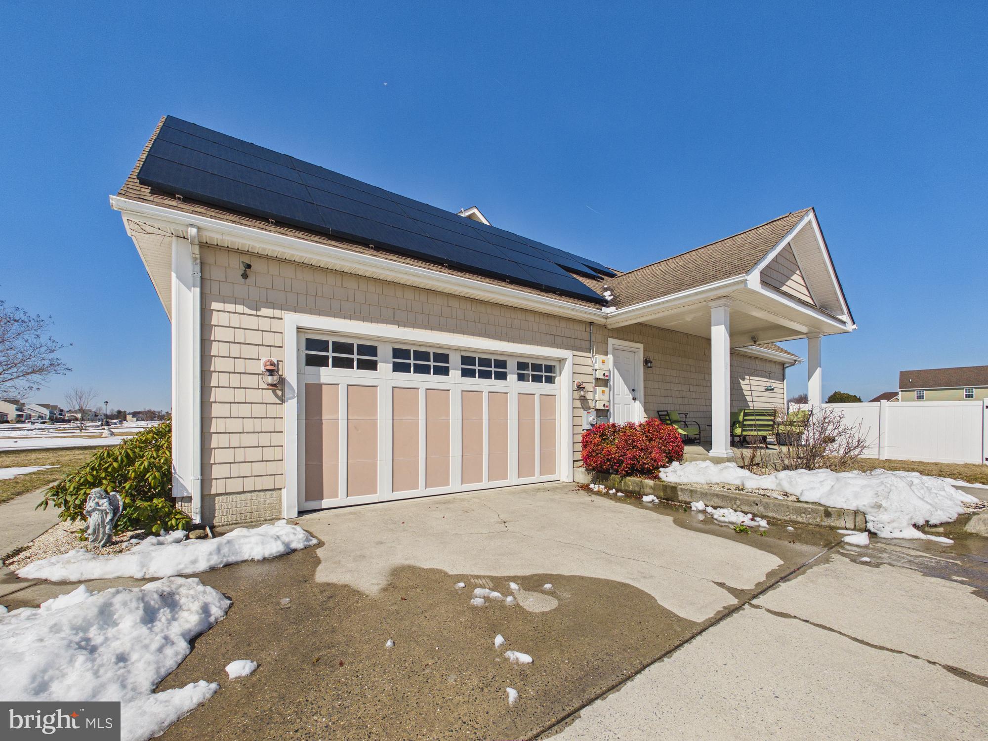 KNOLLAC ACRES - Residential