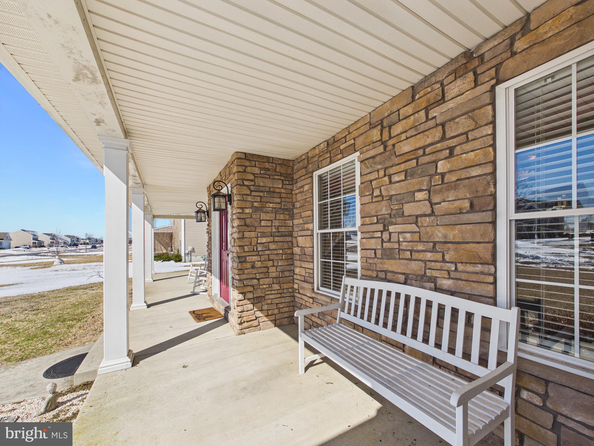 KNOLLAC ACRES - Residential