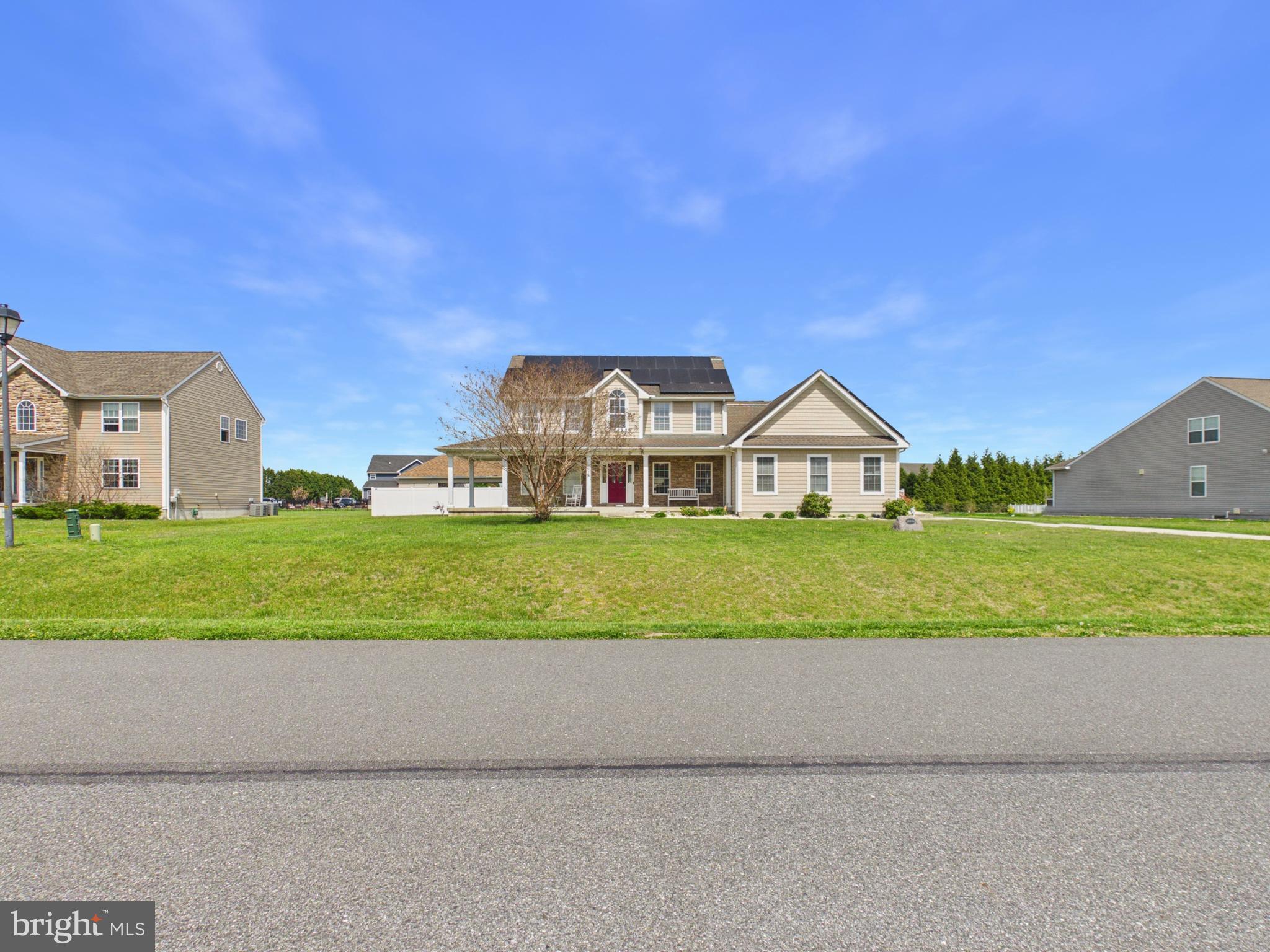 KNOLLAC ACRES - Residential