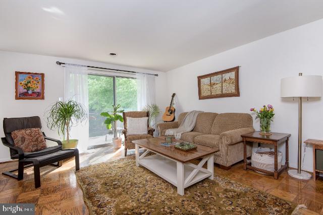 GROSVENOR PARK - Residential Lease