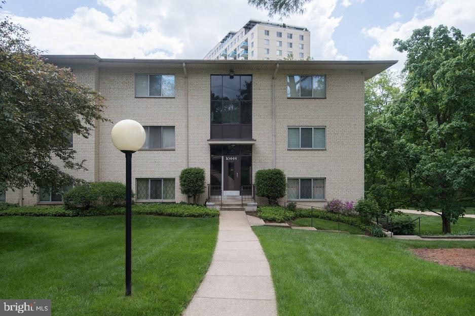 GROSVENOR PARK - Residential Lease