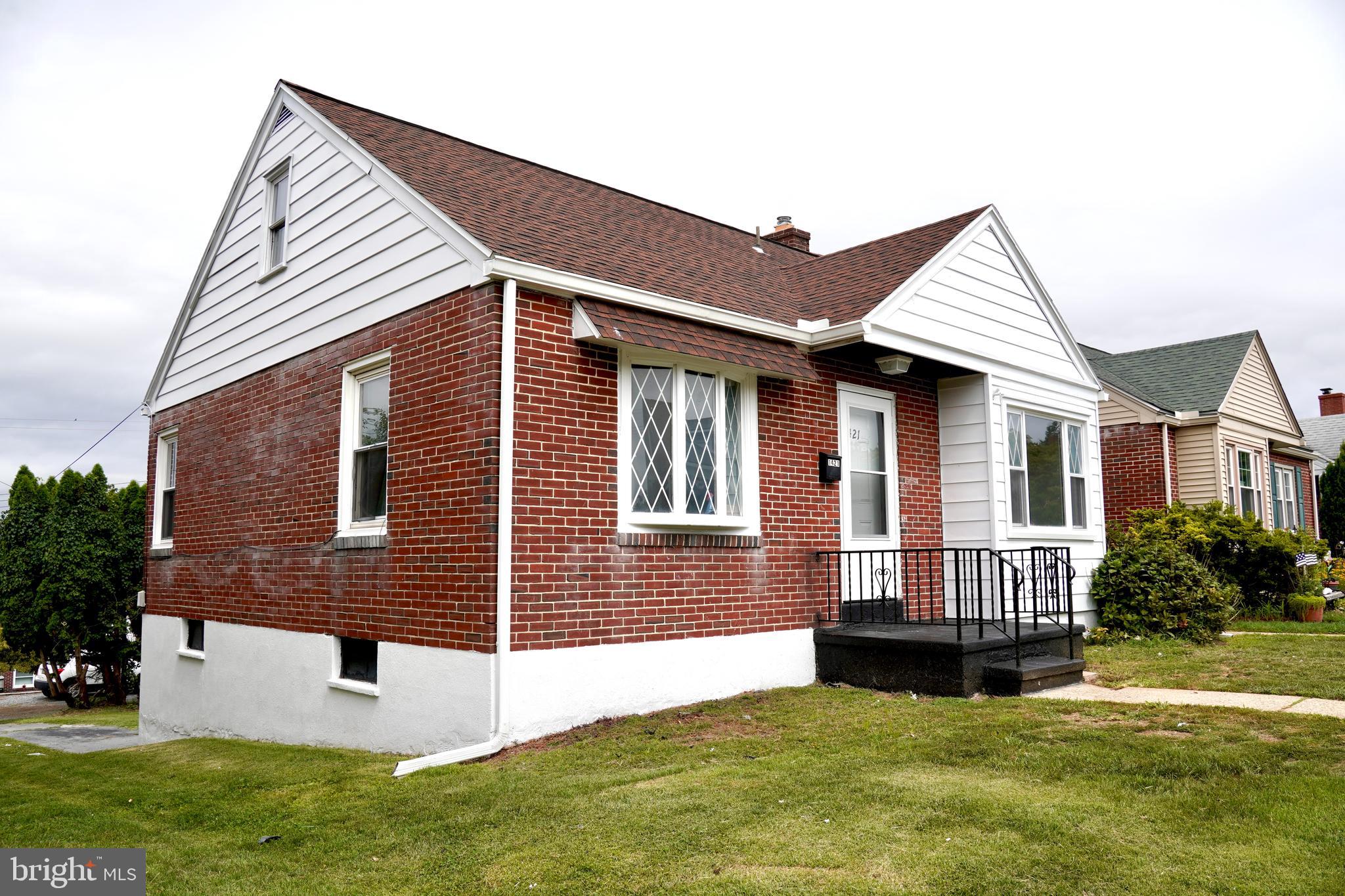 1421 FAYETTE AVENUE
