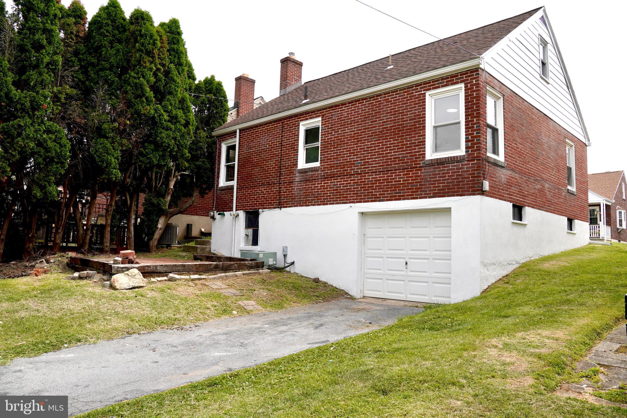 1421 FAYETTE AVENUE