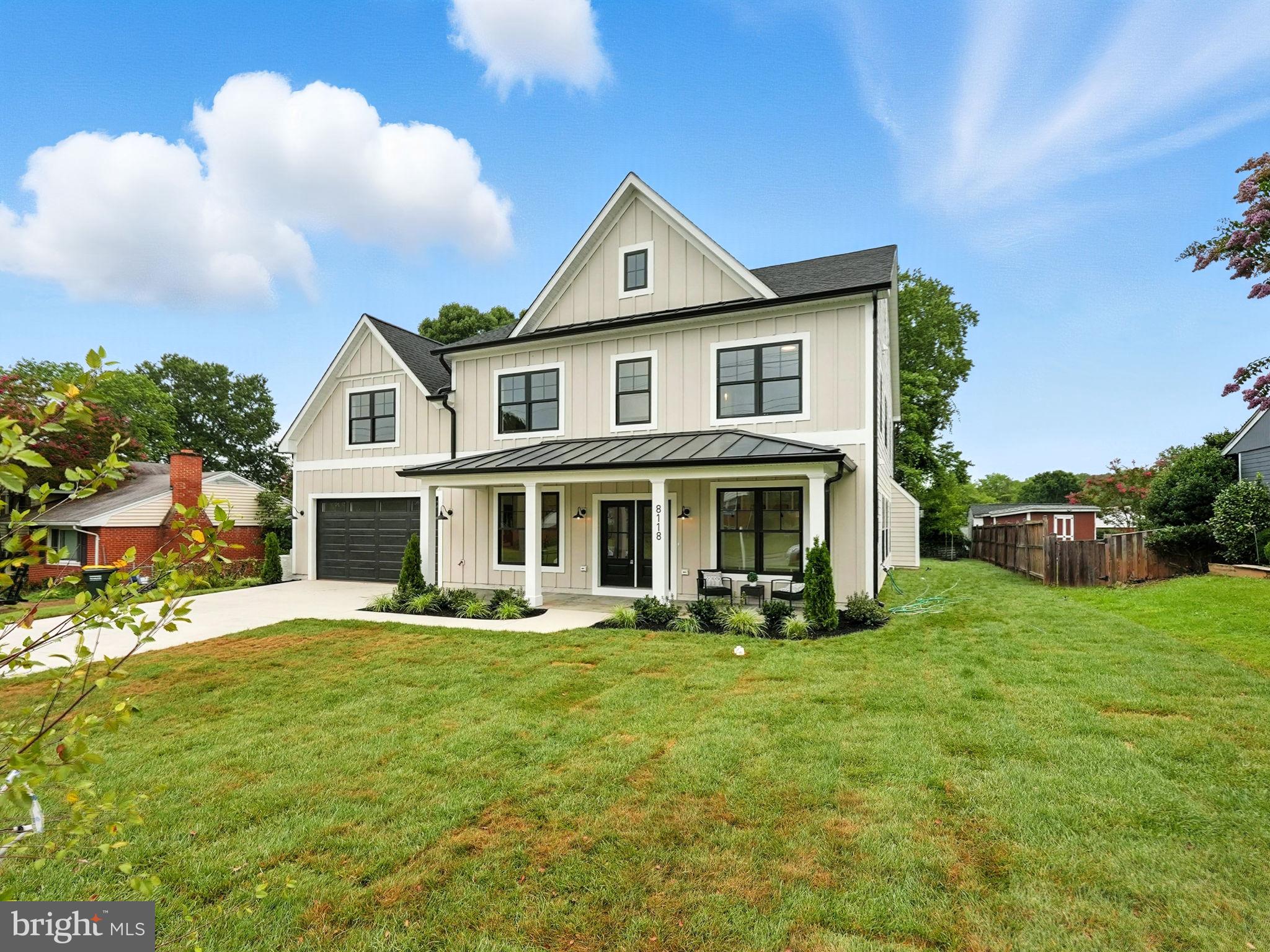 8118 DRAYTON LANE