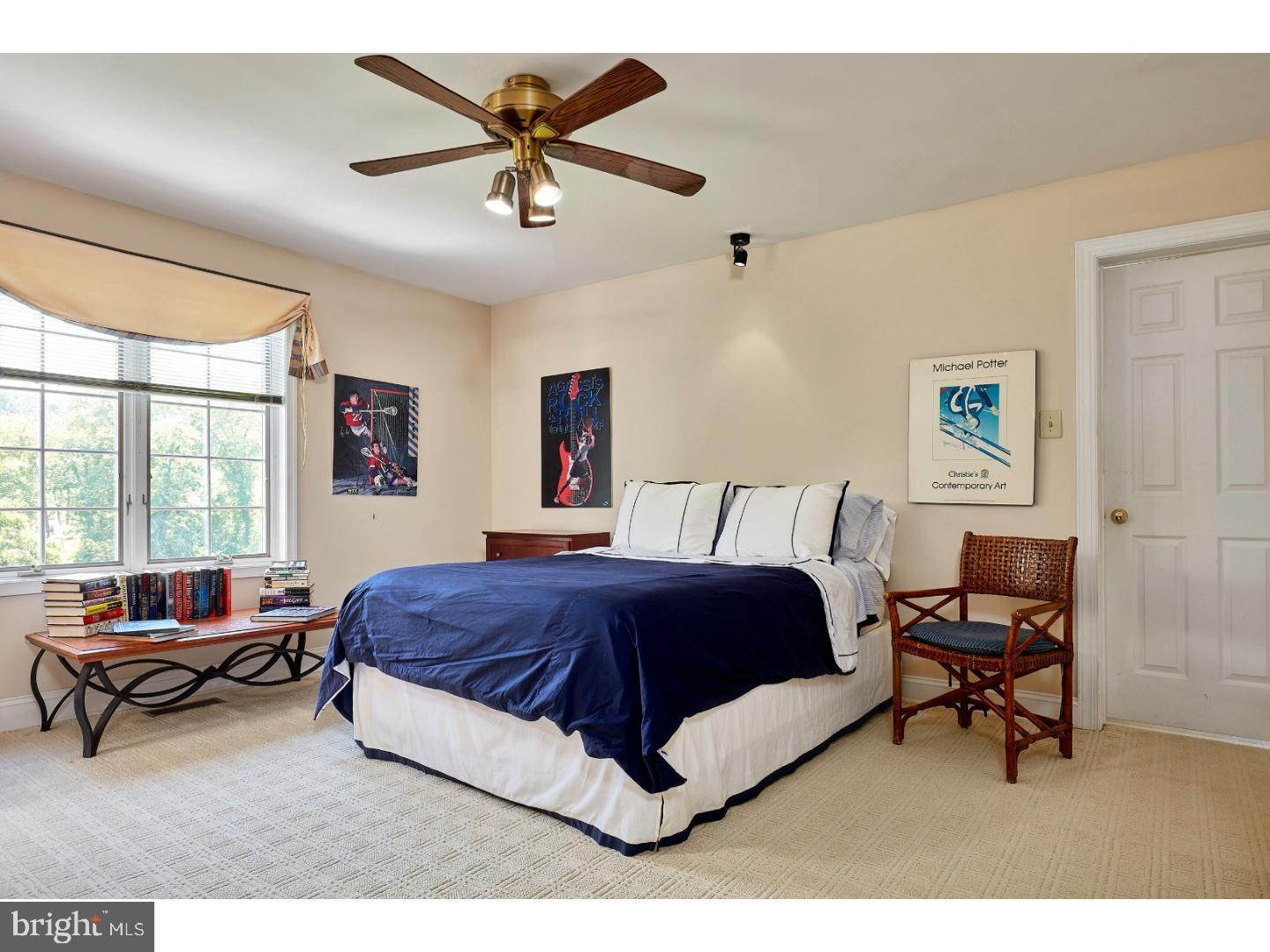 WILLOWDALE - Residential