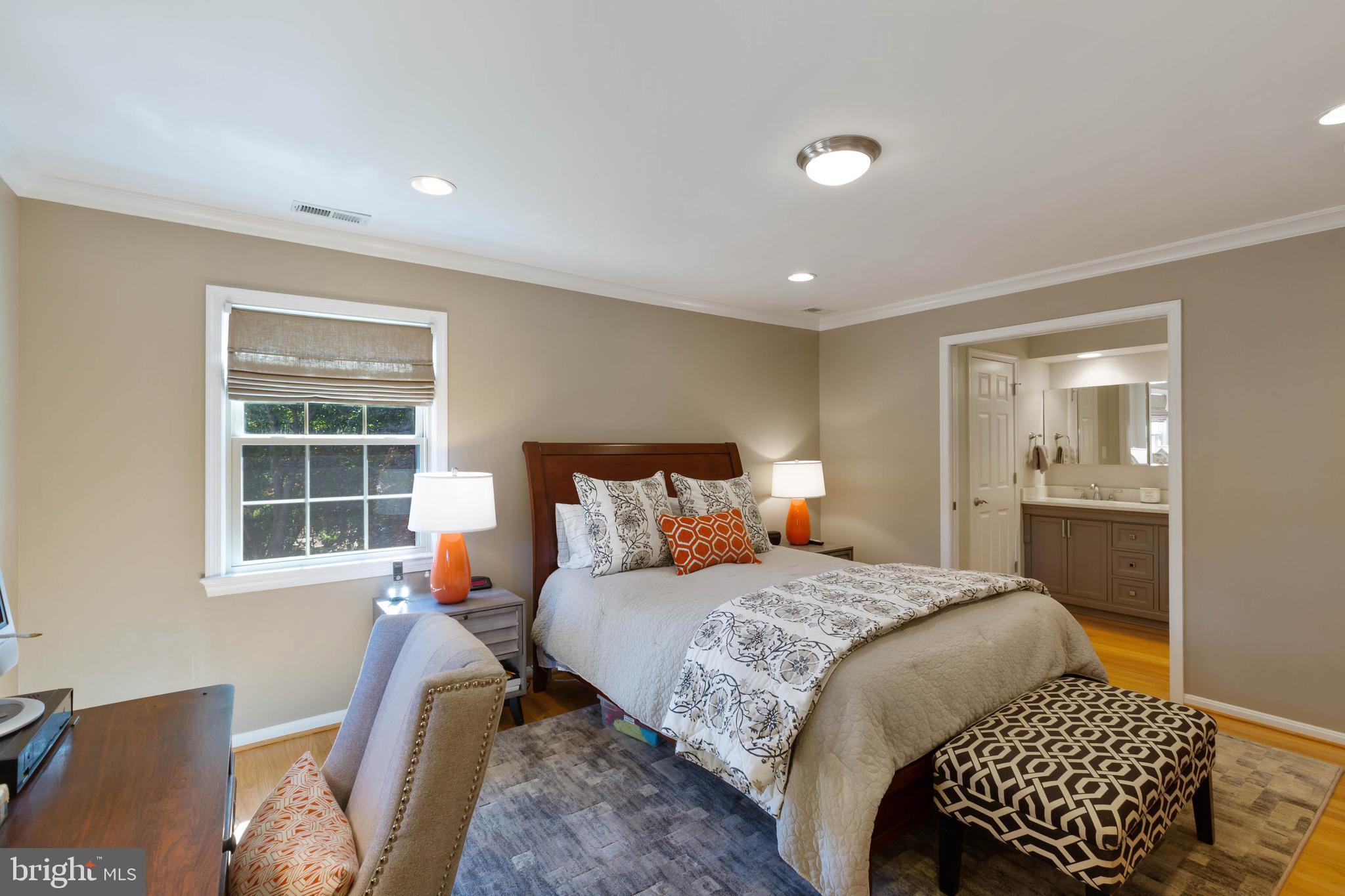 THE BIRCHES - Residential