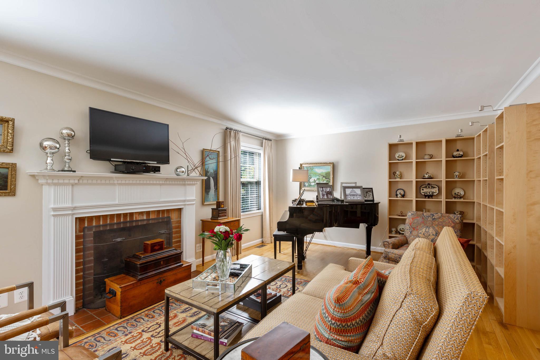 THE BIRCHES - Residential