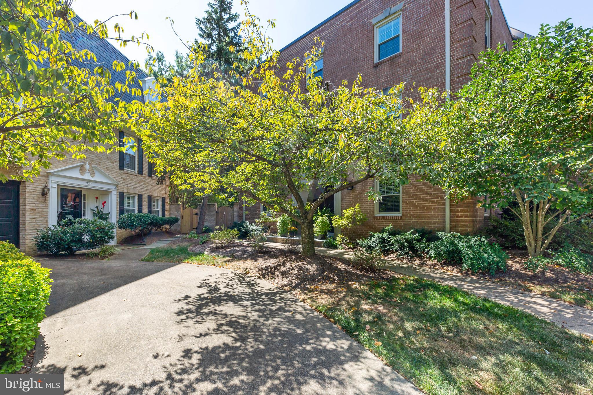 THE BIRCHES - Residential