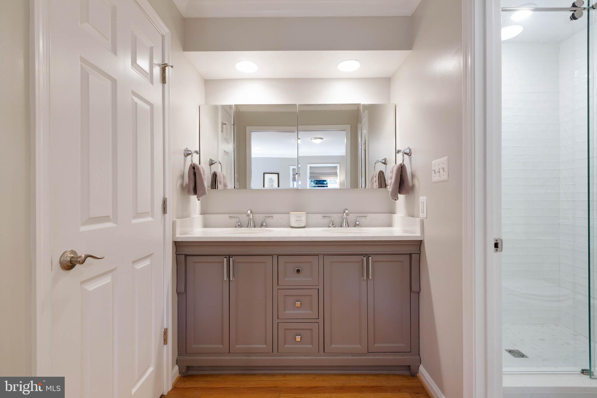 THE BIRCHES - Residential