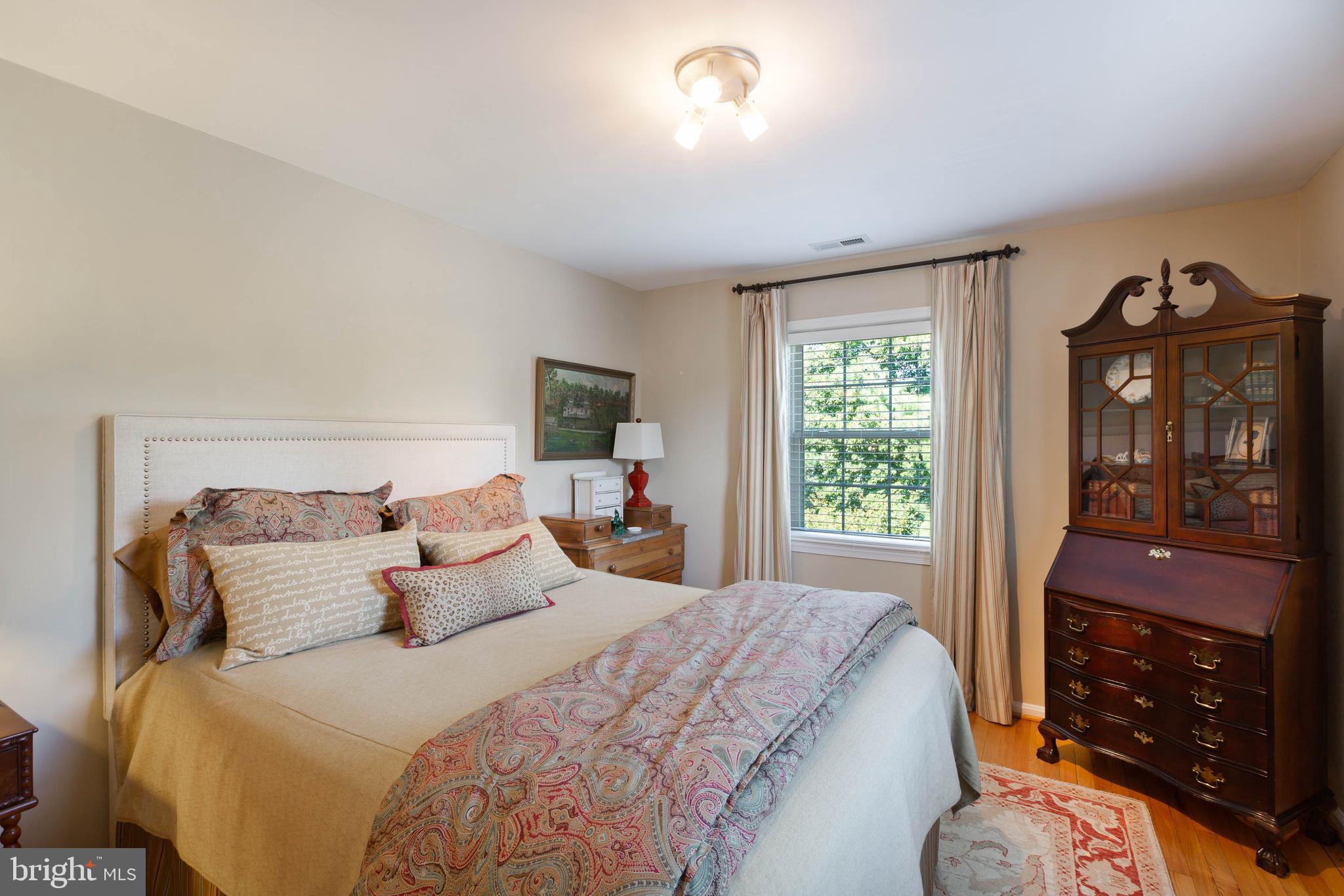 THE BIRCHES - Residential