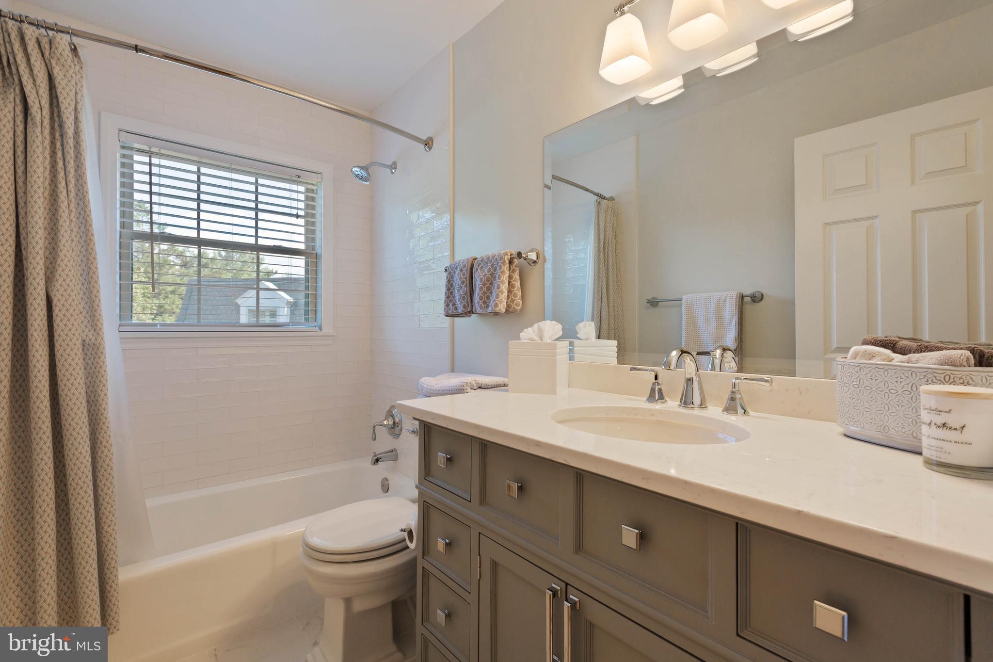 THE BIRCHES - Residential