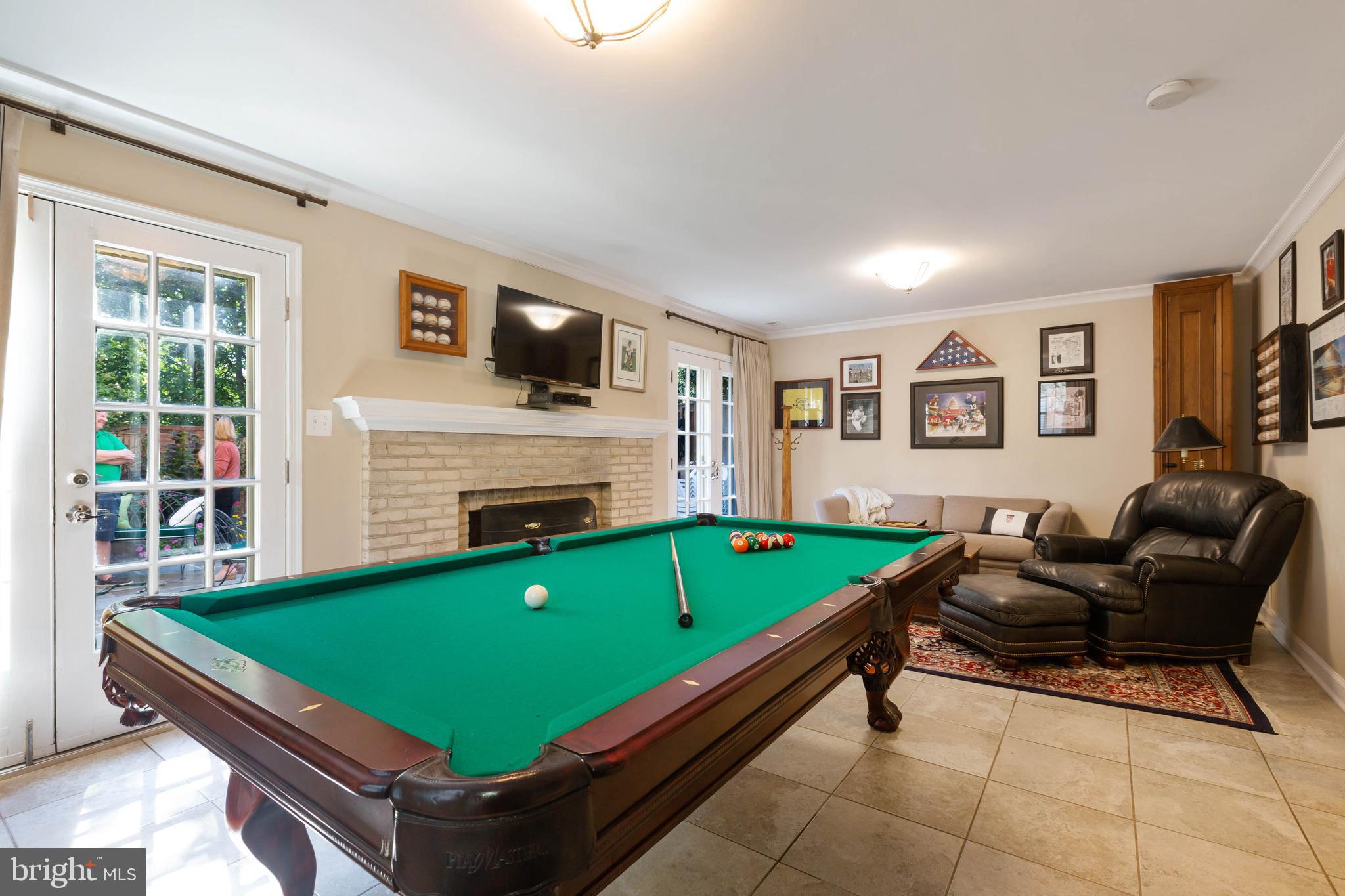 THE BIRCHES - Residential