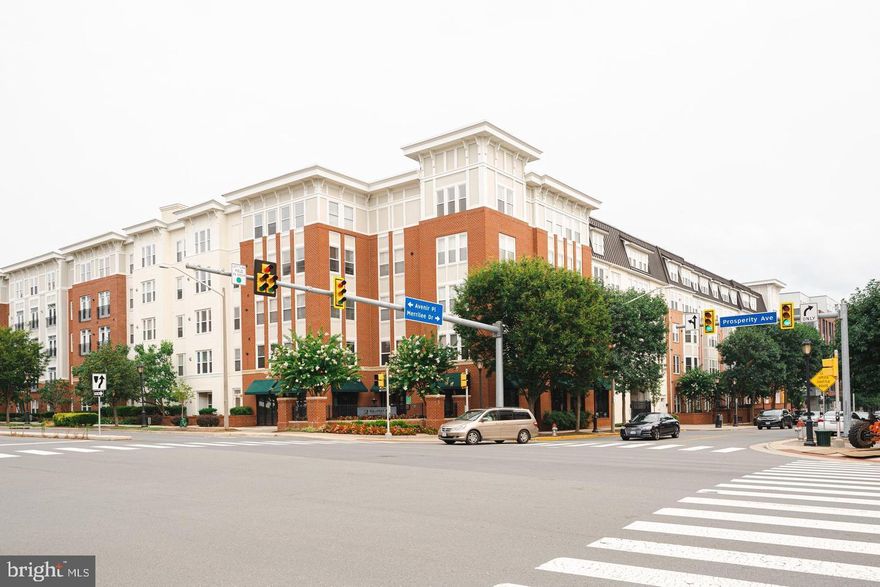 Tenant needs to see this beautiful updated 1 bedroom & 1bath/748 sq ft including 1 assigned and covered parking space in PRIM LOCATION. Features include stainless steel appliances, an in-unit laundry, fresh paint, New LVP floors, New French door, an indoor basketball court, a fitness center, a meeting room with free Wifi and copy/Fax/Printer machine, a party room, a pool, concierge/package delivery and an on site management staff. The condo is located across the Dunn Loring Metro and Mosaic District Shopping area. ***All application fees are non-refundable. *** First month rent check payable to Samson Properties and security deposit check payable to Owner name.
Sentrilock box is located behind H1 building inside visitor parking garage on the middle of the realtor bar with Unit Number #335. Agents, please dial 002 to access the building access. Visitor Parking spaces require a pass by the front office.