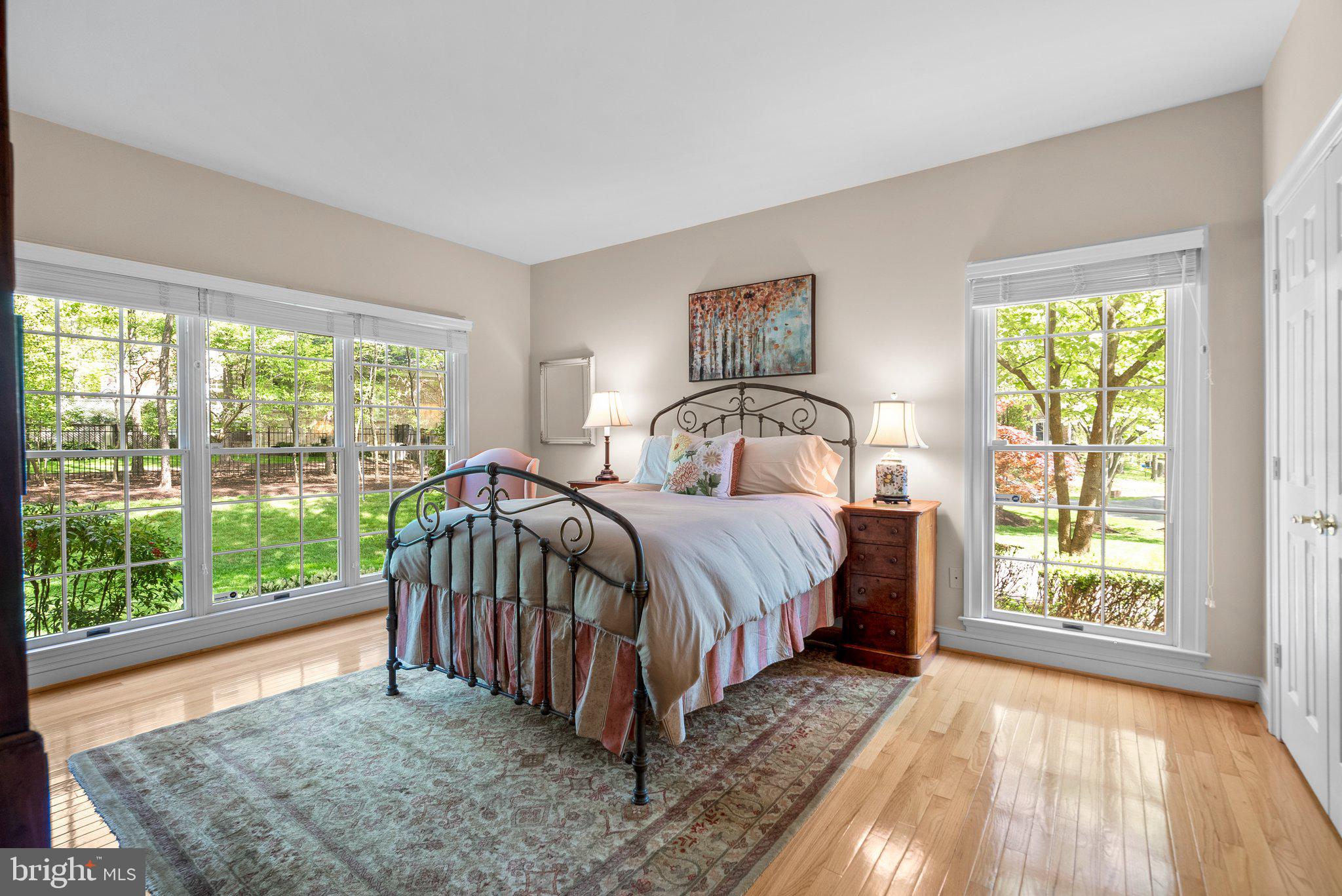 GLEN HILLS - Residential