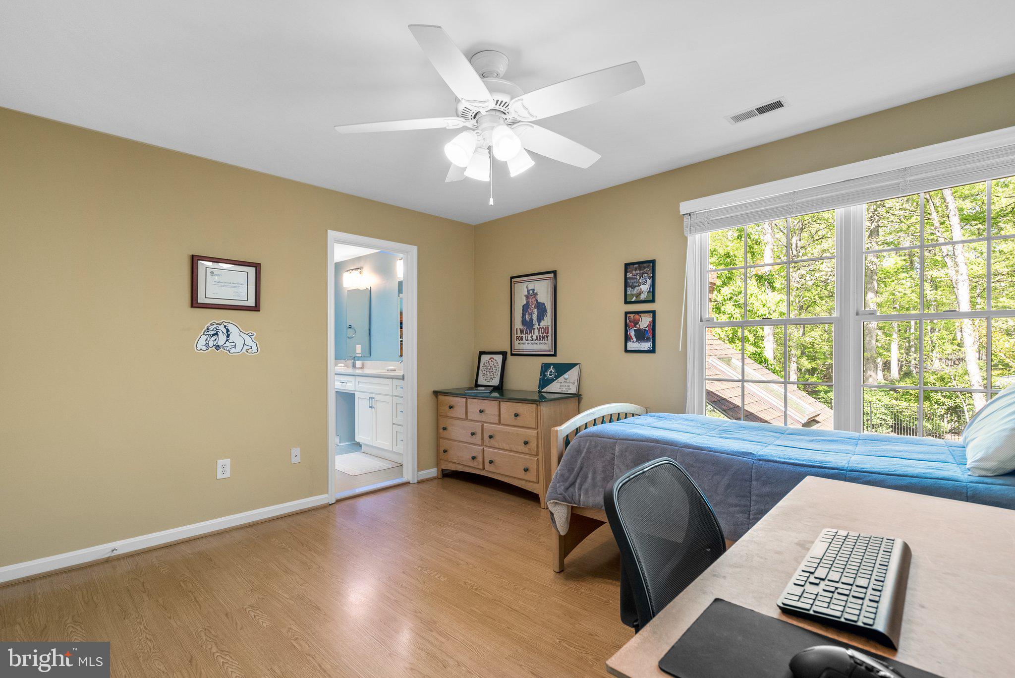 GLEN HILLS - Residential