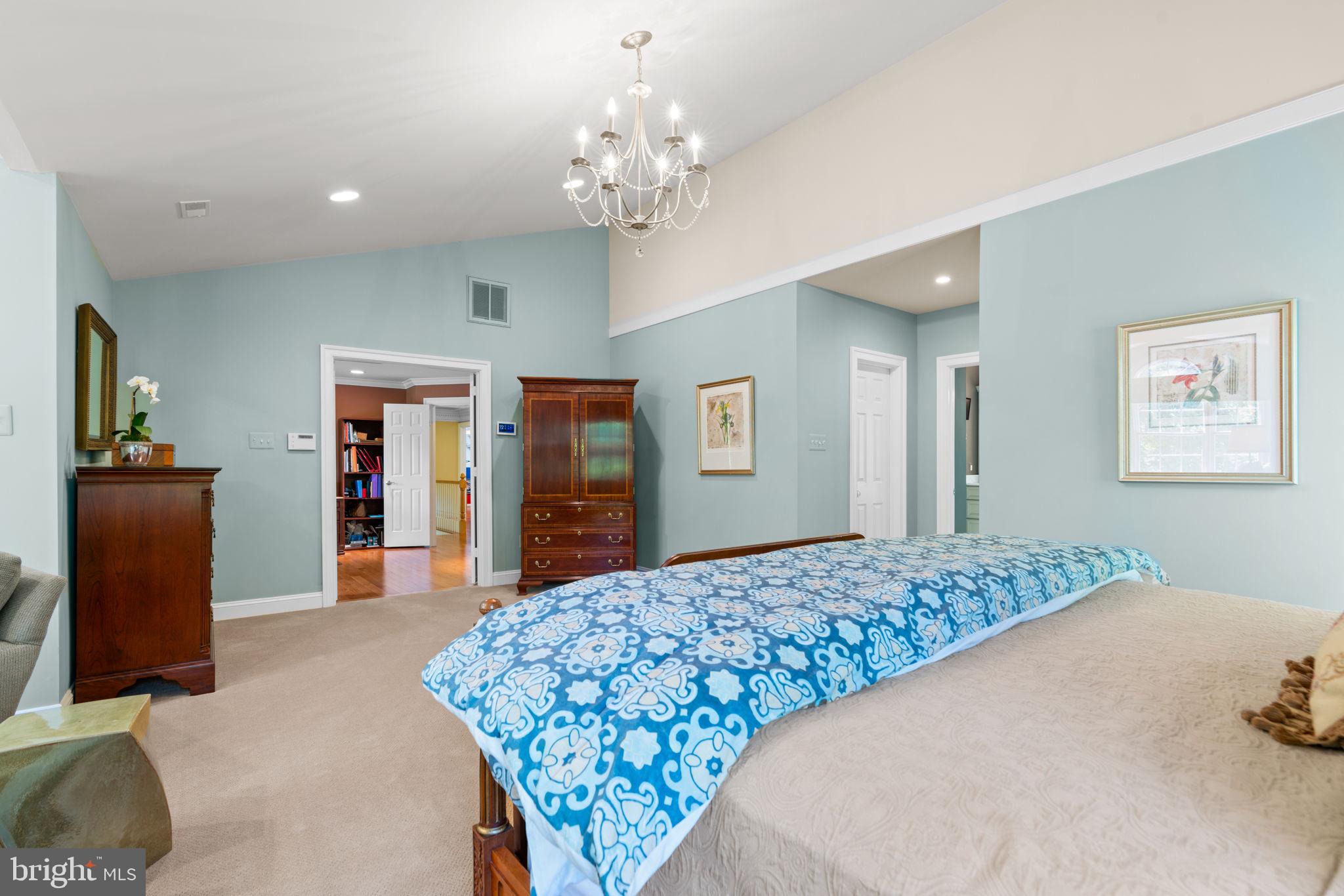 GLEN HILLS - Residential