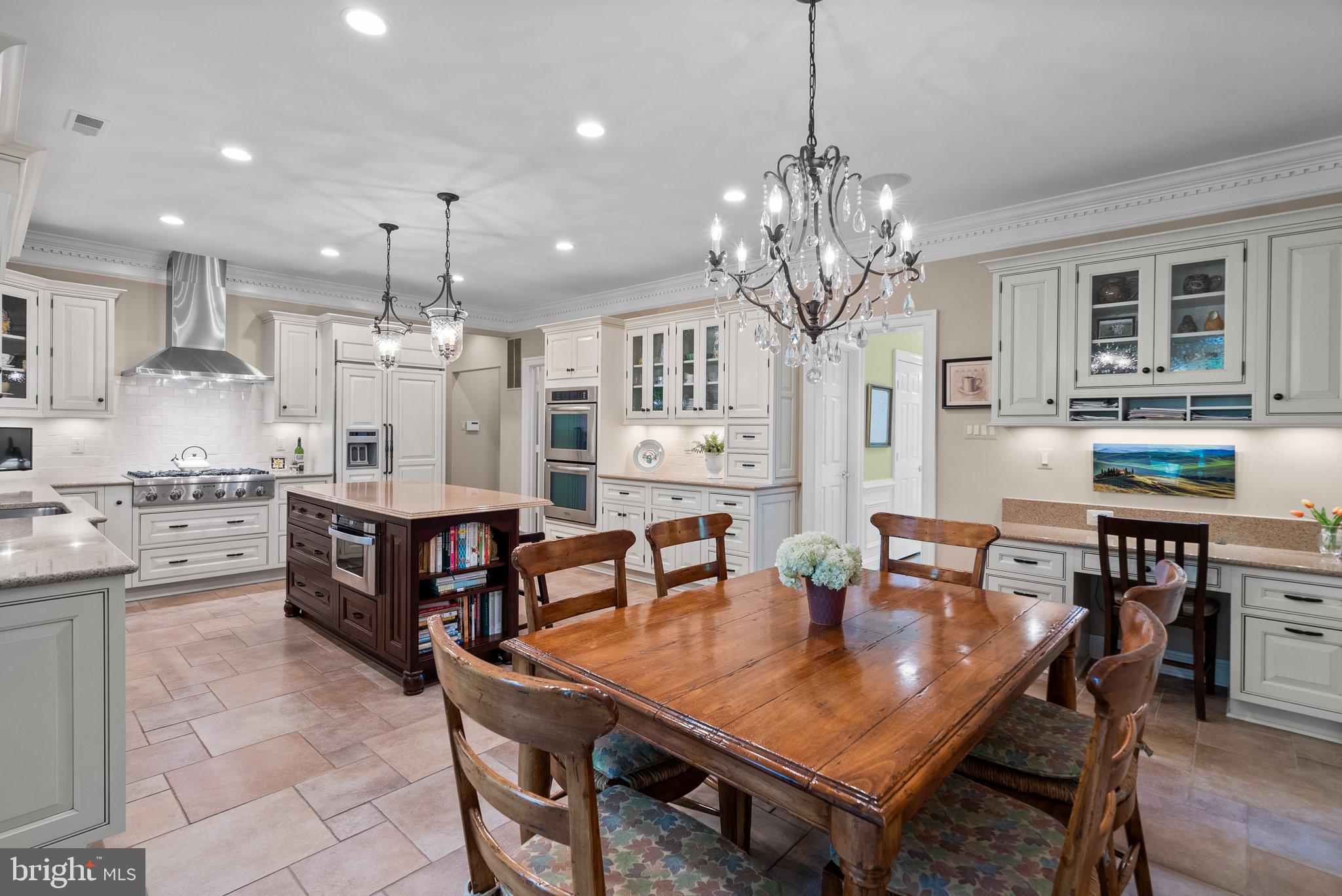 GLEN HILLS - Residential