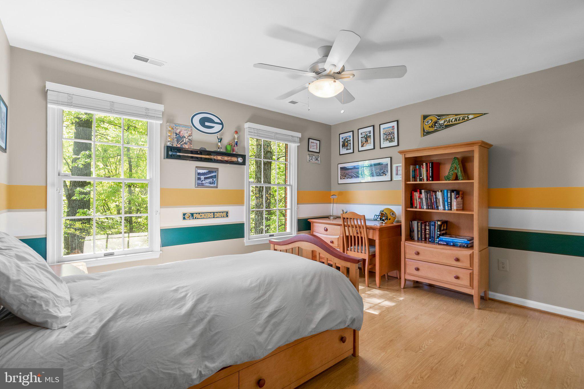 GLEN HILLS - Residential