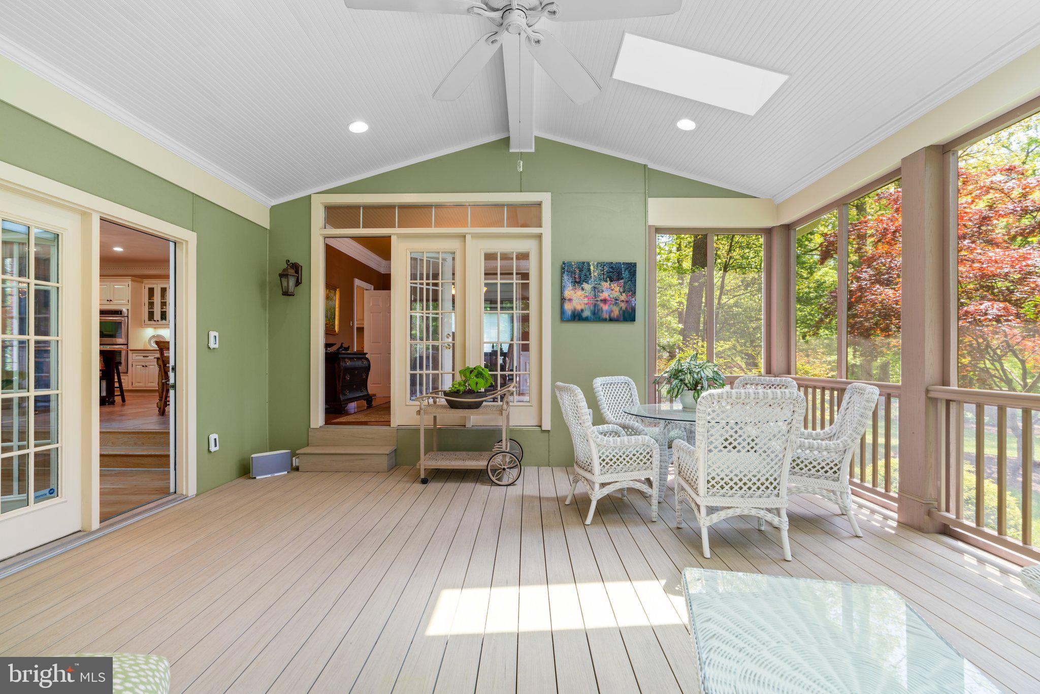 GLEN HILLS - Residential