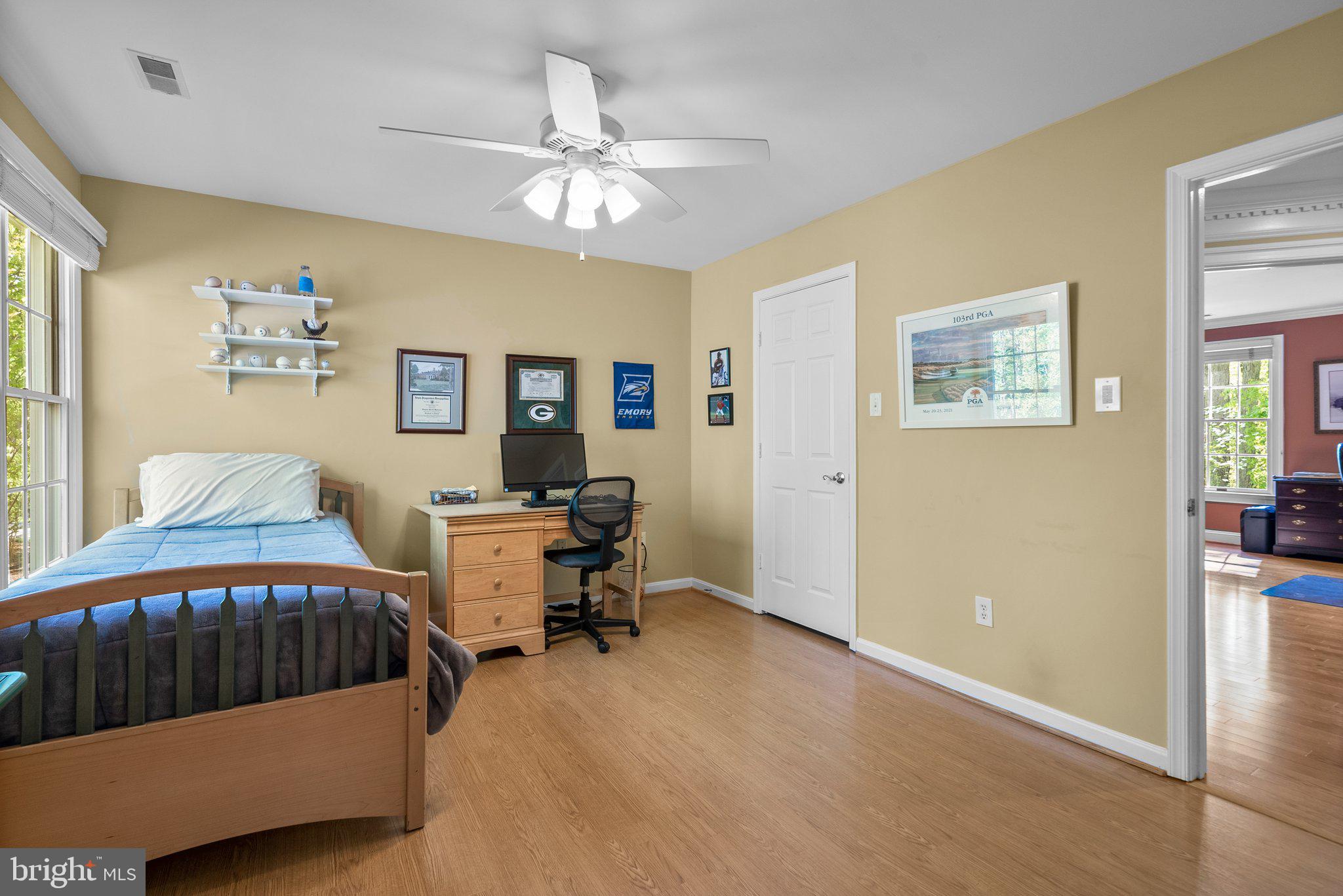 GLEN HILLS - Residential