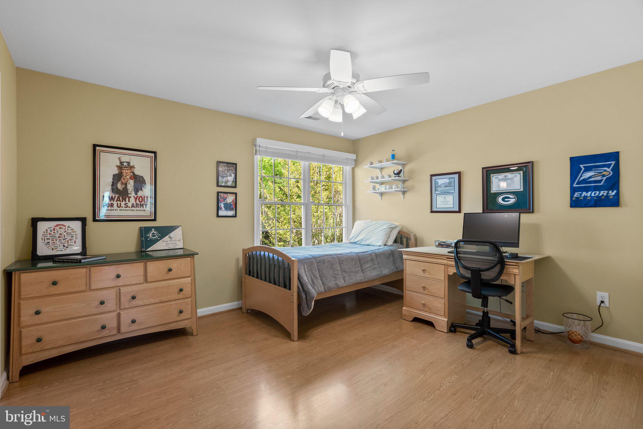 GLEN HILLS - Residential