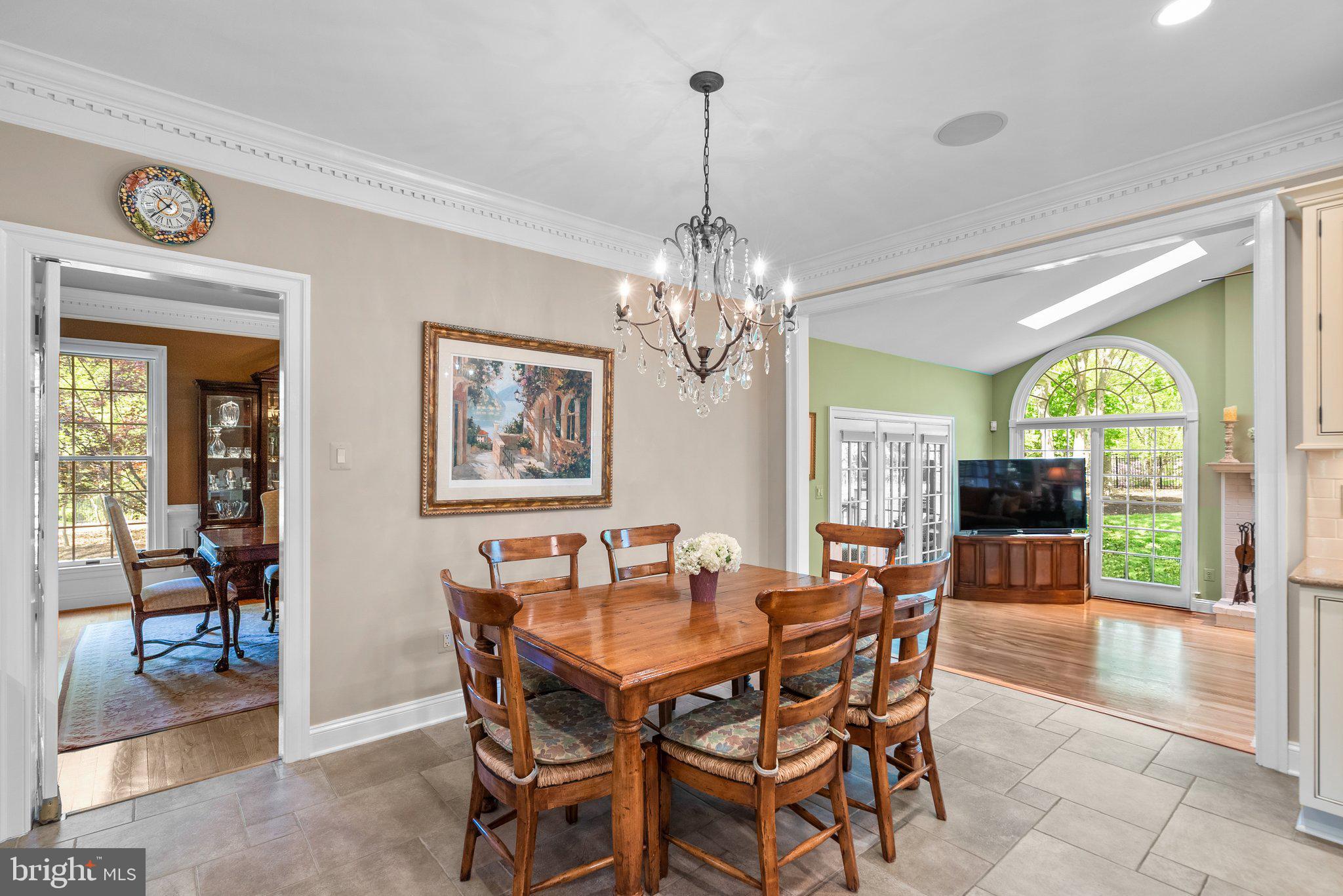 GLEN HILLS - Residential