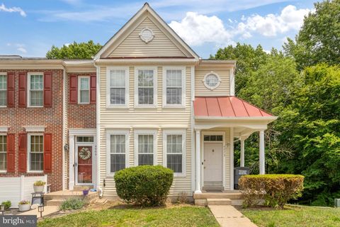 Townhouse For Sale - 4973 Buena Vista Drive<br/> DUMFRIES, VA 22025