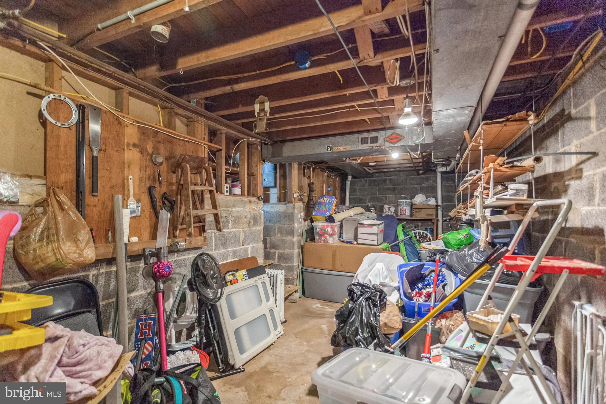 CENTER SQ GREEN - Residential