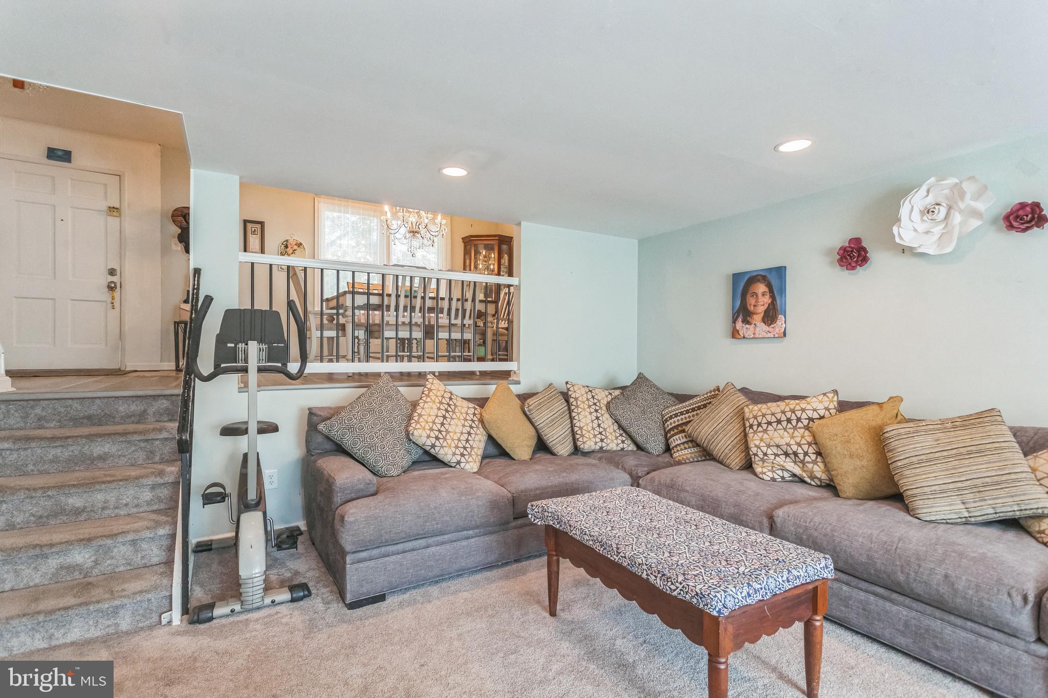 CENTER SQ GREEN - Residential