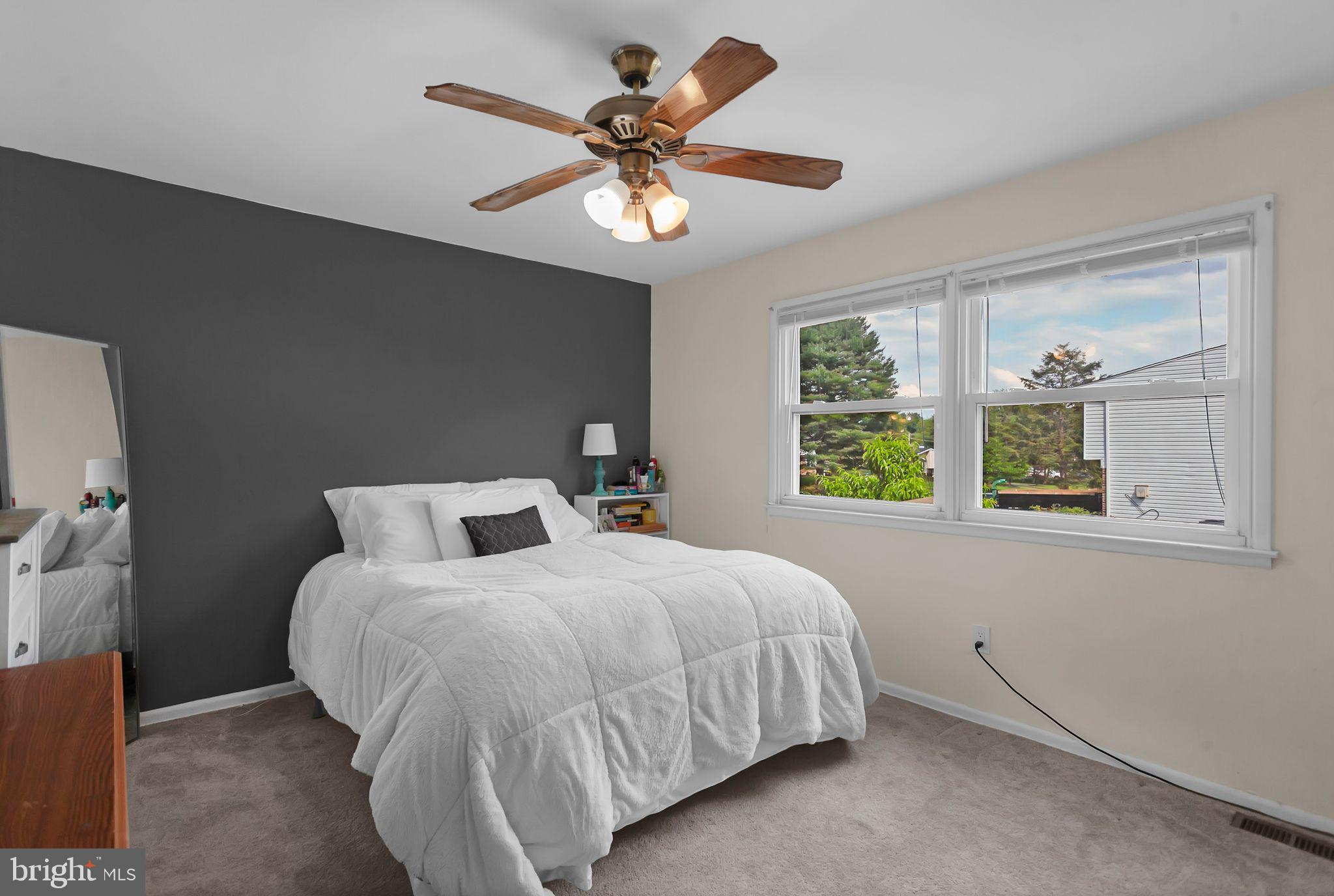 CENTER SQ GREEN - Residential