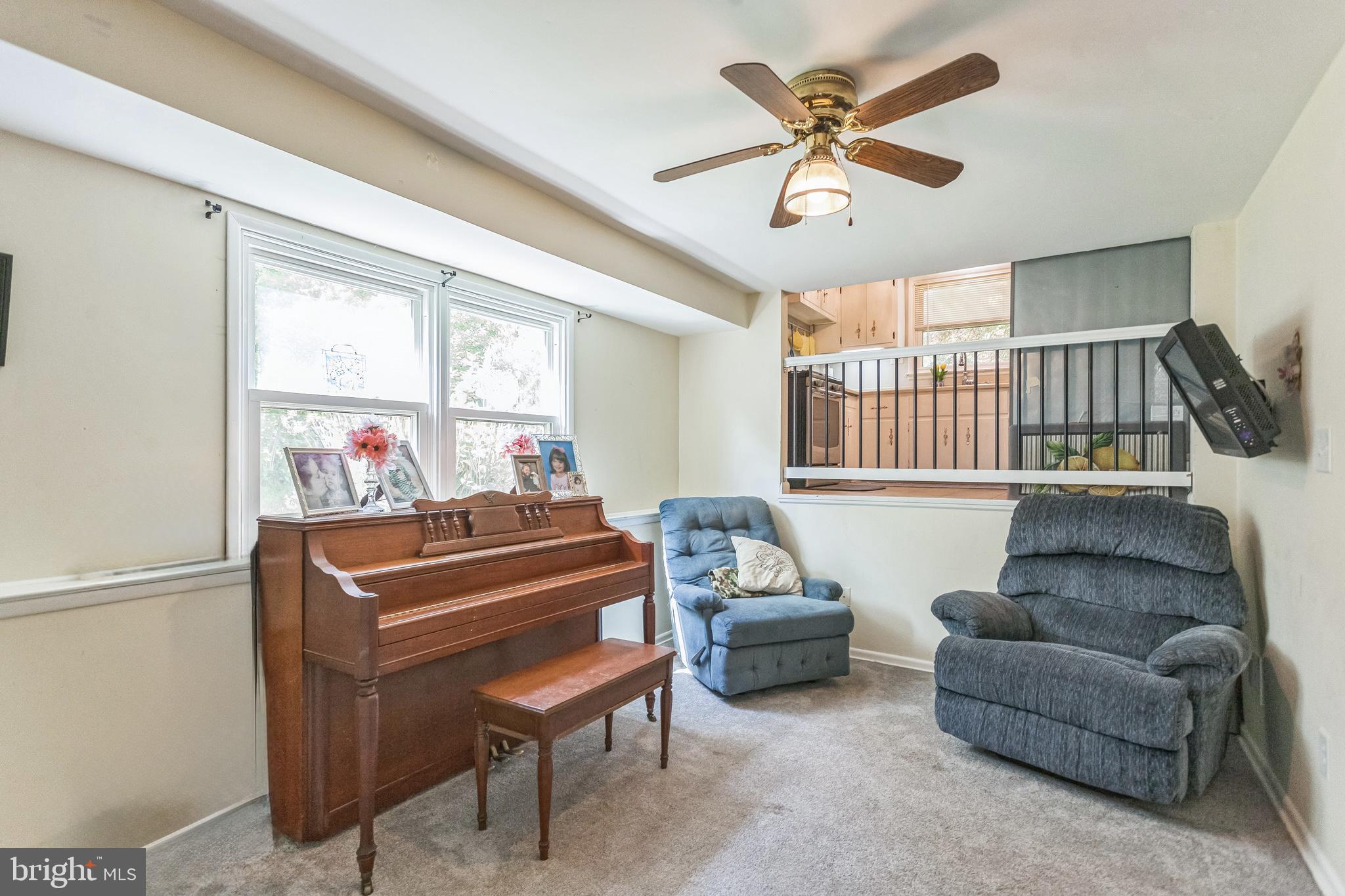 CENTER SQ GREEN - Residential