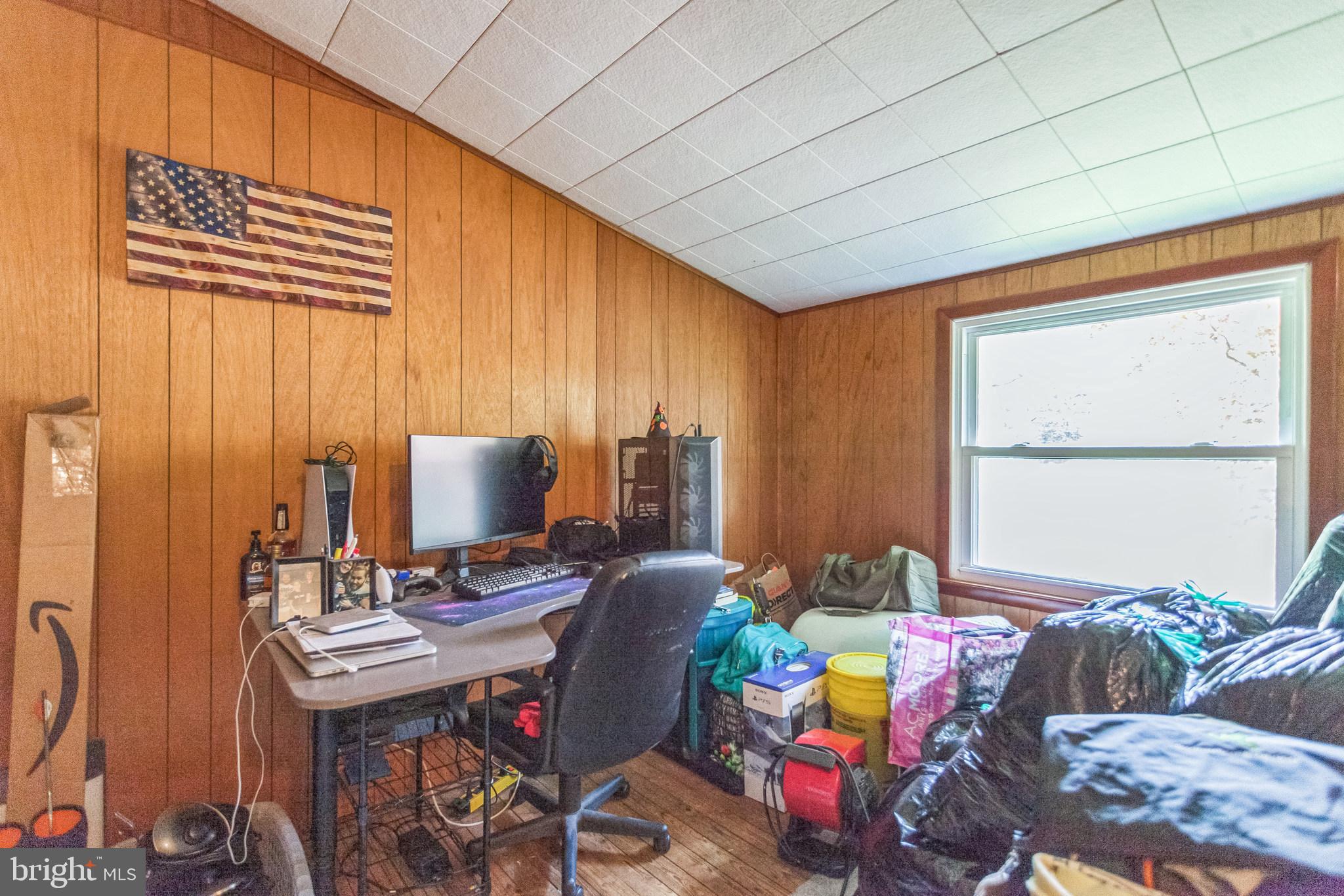 CENTER SQ GREEN - Residential