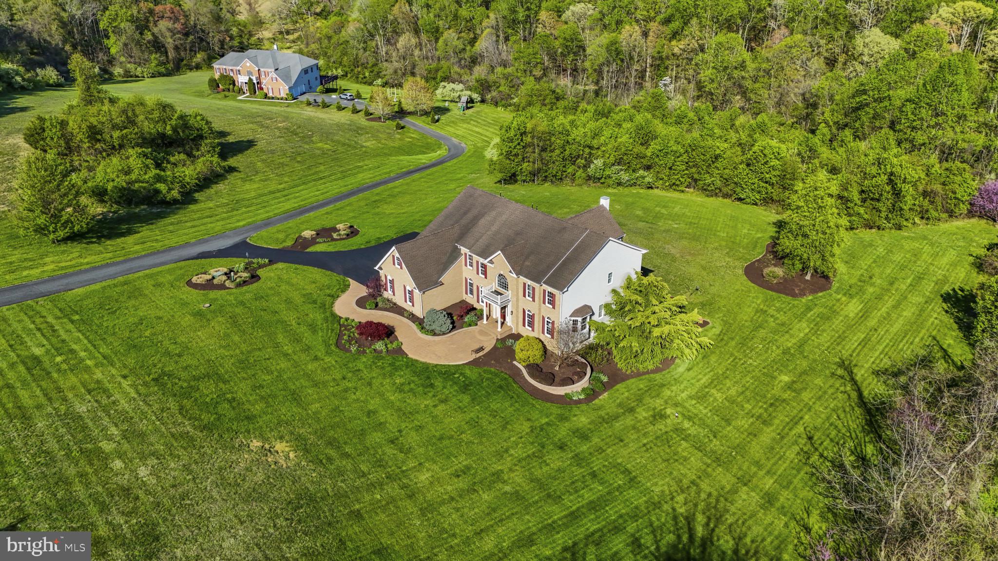 WILLOW VALE FARMS - Residential