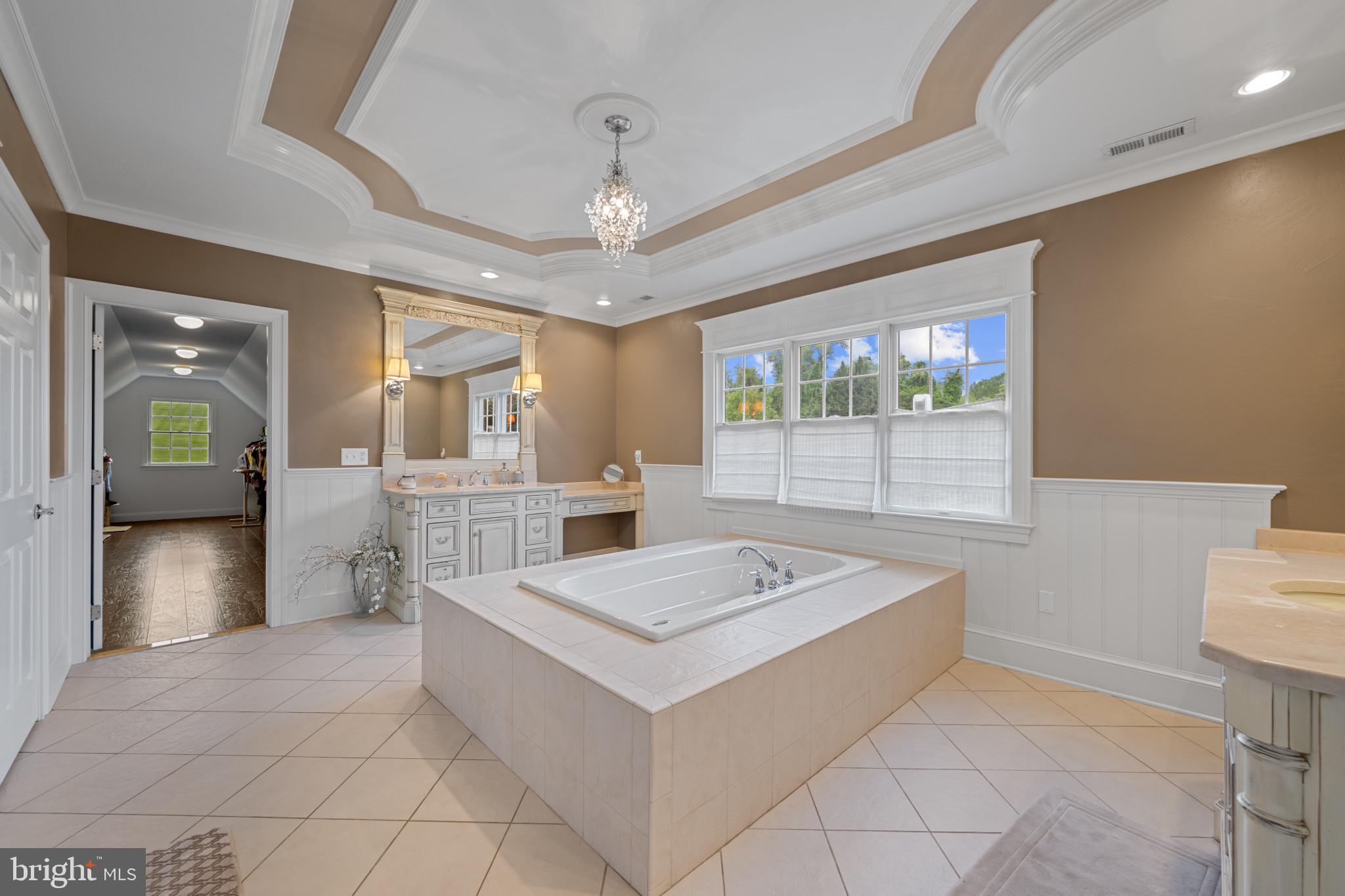 WILLOW VALE FARMS - Residential