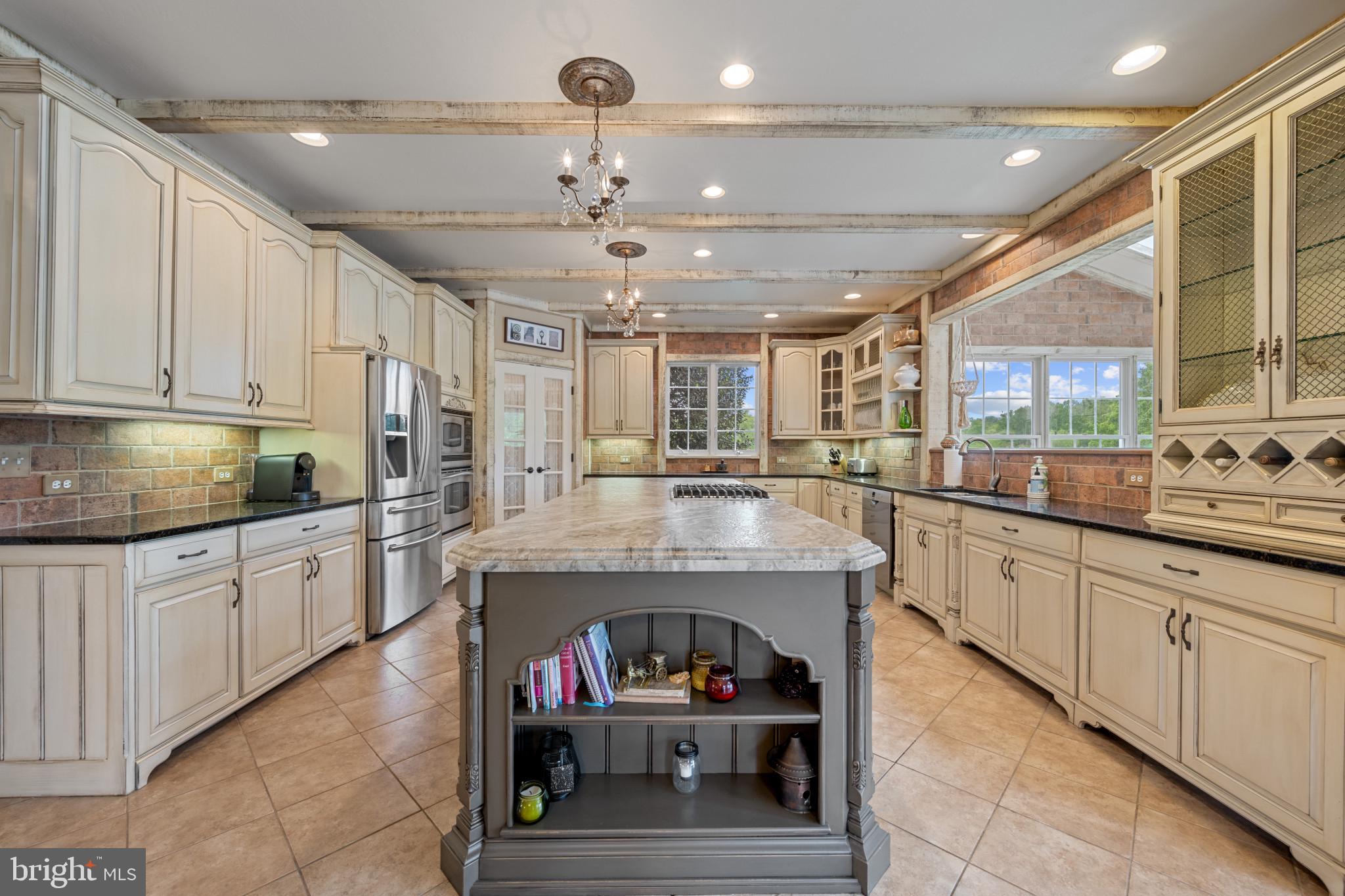 WILLOW VALE FARMS - Residential